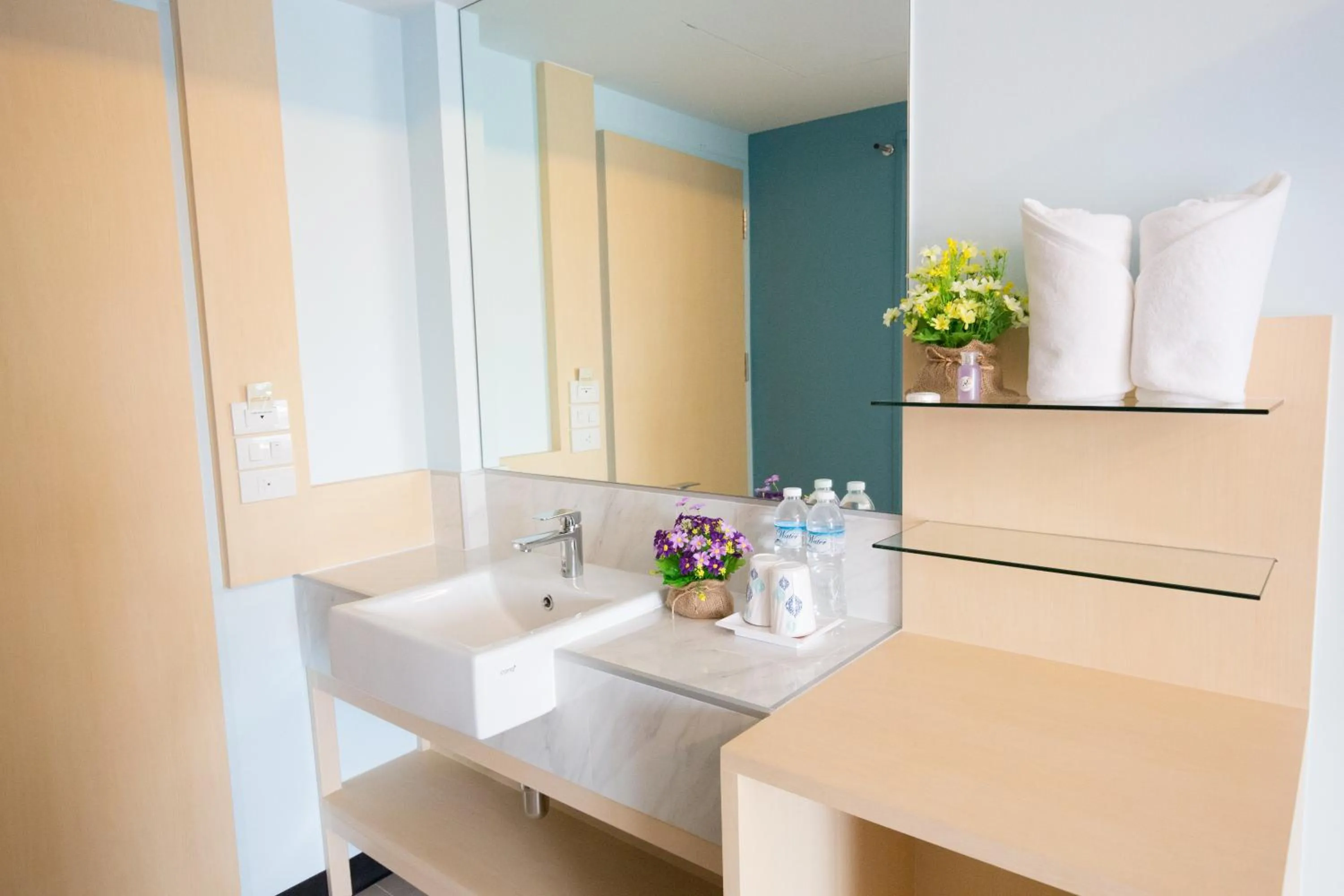 Area and facilities in Lucky panda Hotel