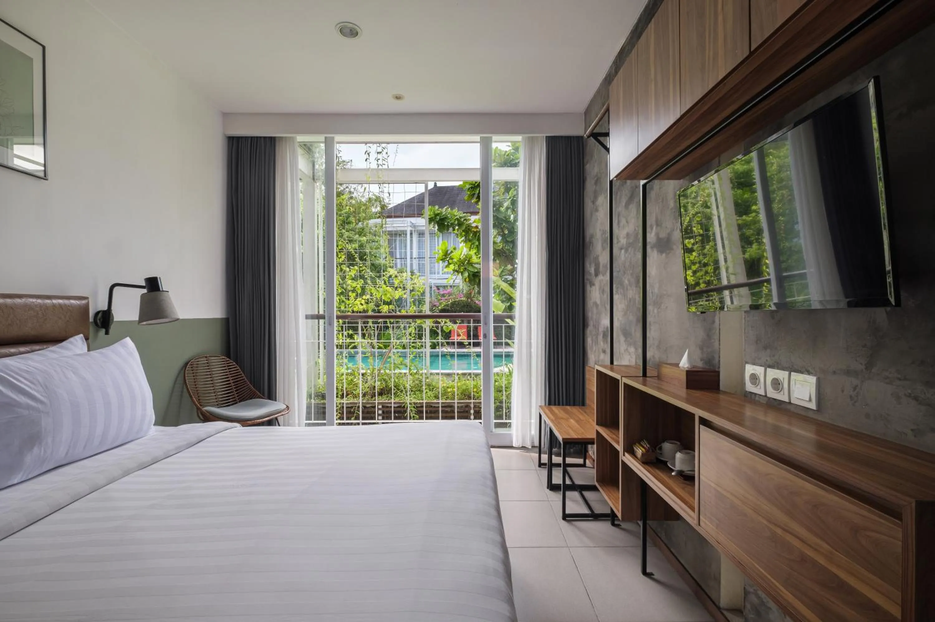 Balcony/Terrace, Bed in Rimbun Canggu Hotel