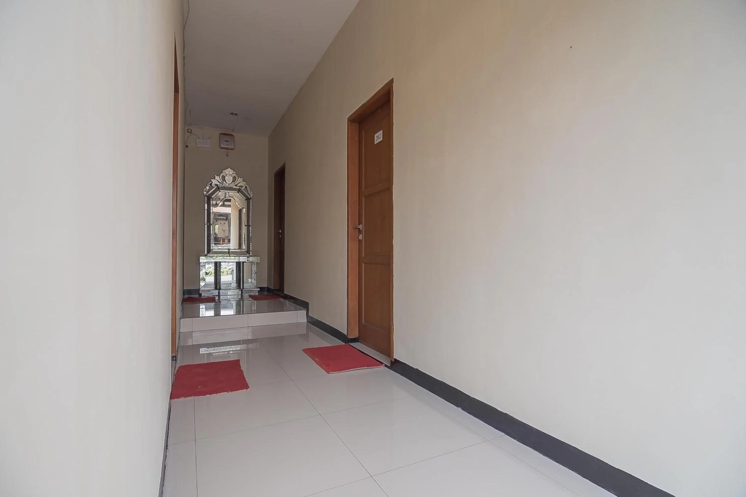 Facade/entrance in RedDoorz @ Maribaya Street 2