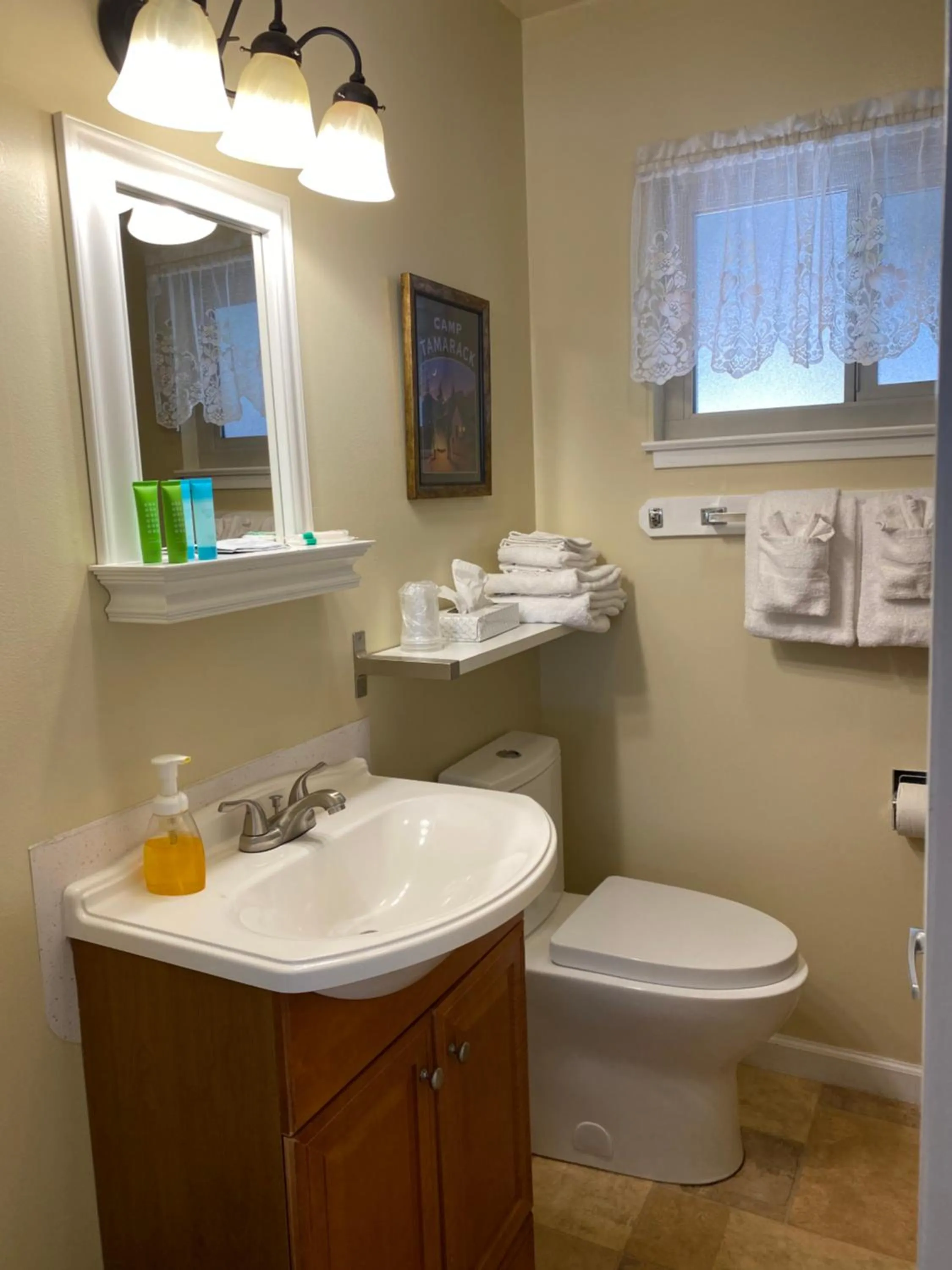 Bathroom in Arnold Meadowmont Lodge