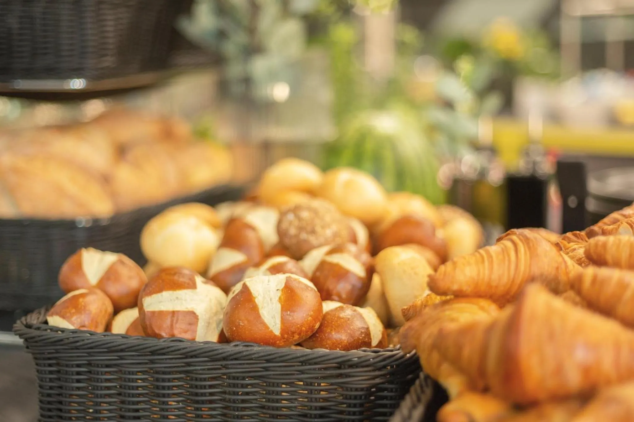 Restaurant/places to eat in Holiday Inn - the niu, Flux Passau by IHG