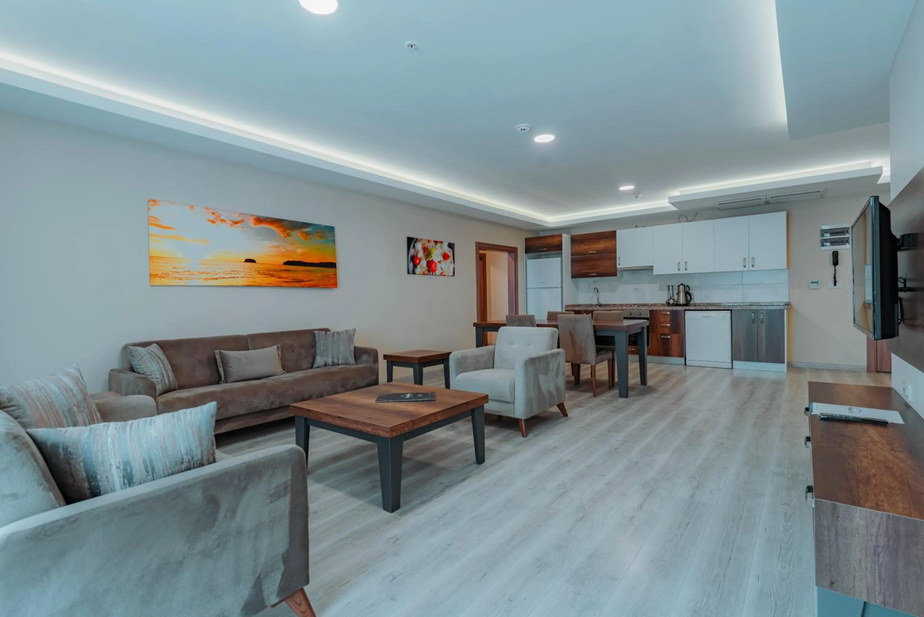 Empula Hotel & Residences