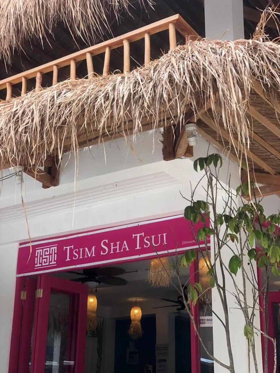 Restaurant/places to eat in Way Shack Hostel