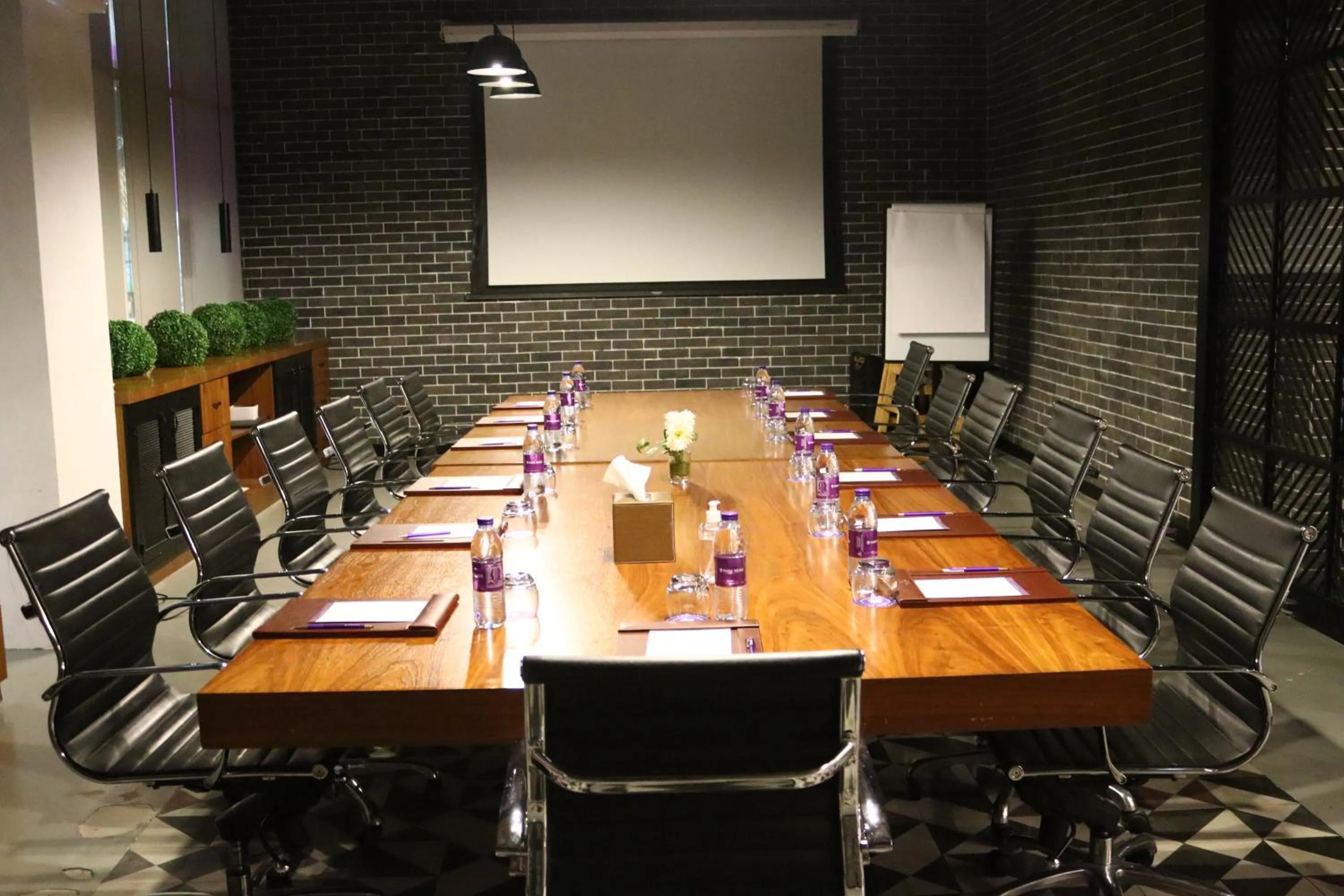 Banquet/Function facilities in Park Regis Business Bay