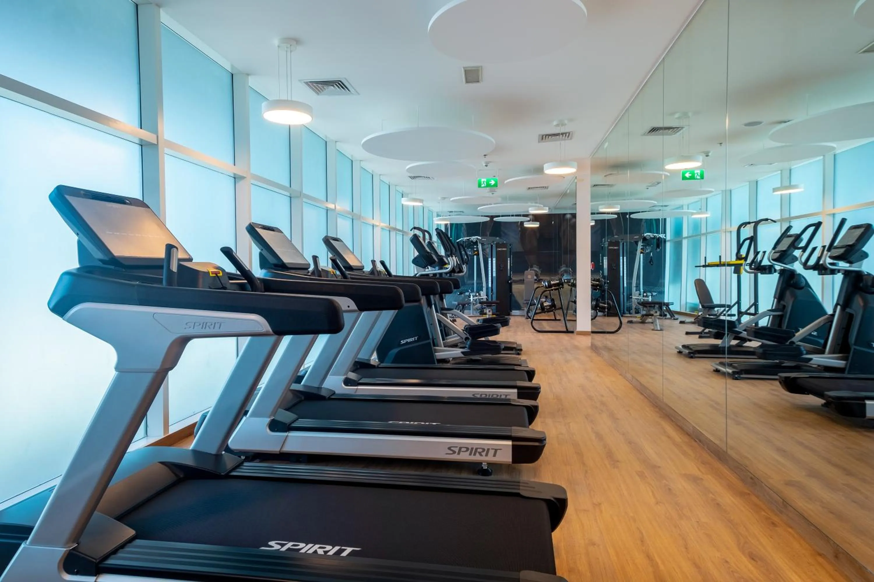 Fitness centre/facilities in Park Regis Business Bay