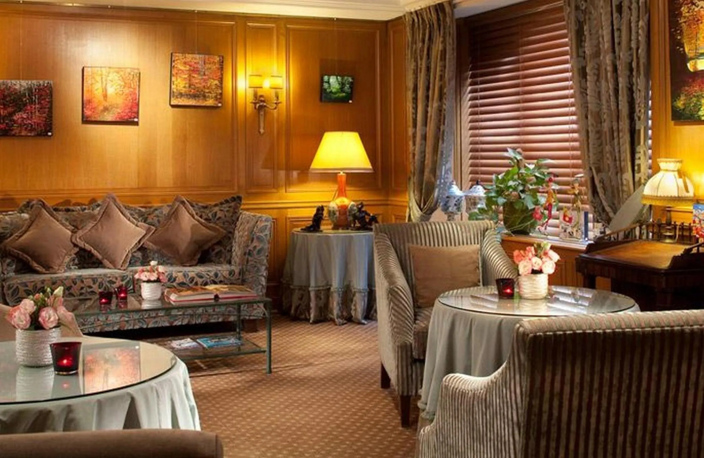 Lobby or reception in Hôtel Horset Opéra, Best Western Premier Collection