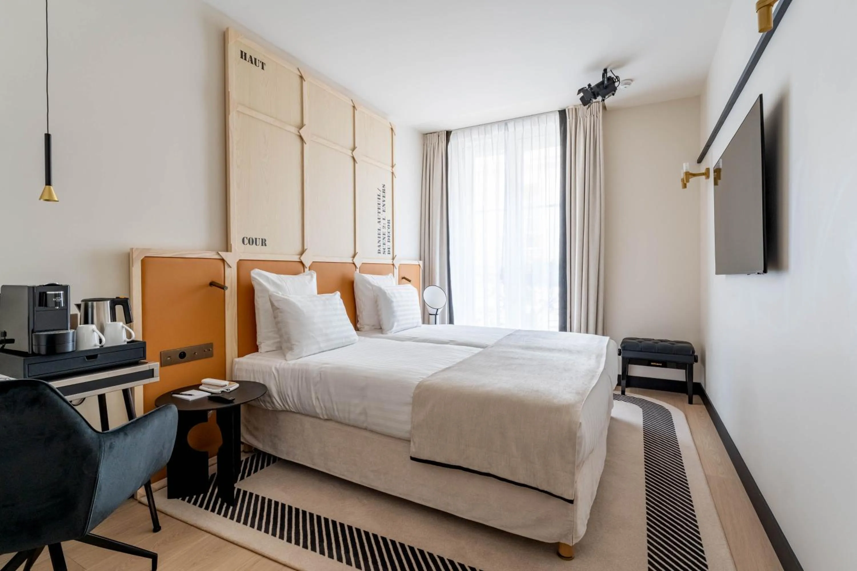 Bedroom, Bed in Hotel Astra Opera - Astotel