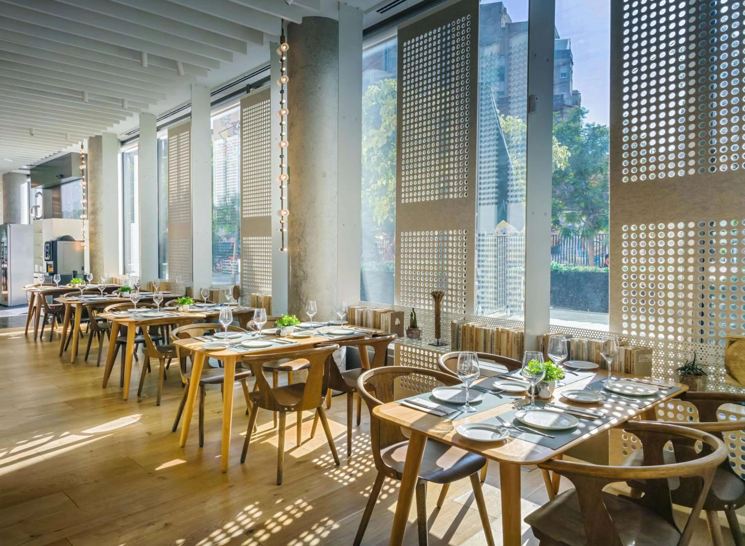 Breakfast in Occidental Barcelona 1929