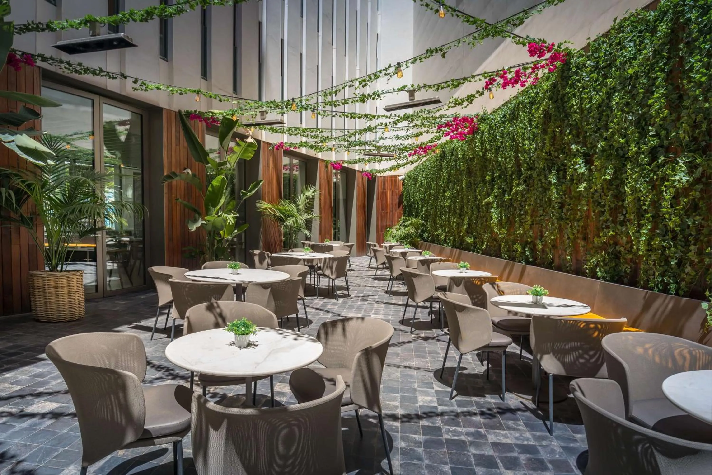 Lounge or bar in Occidental Barcelona 1929