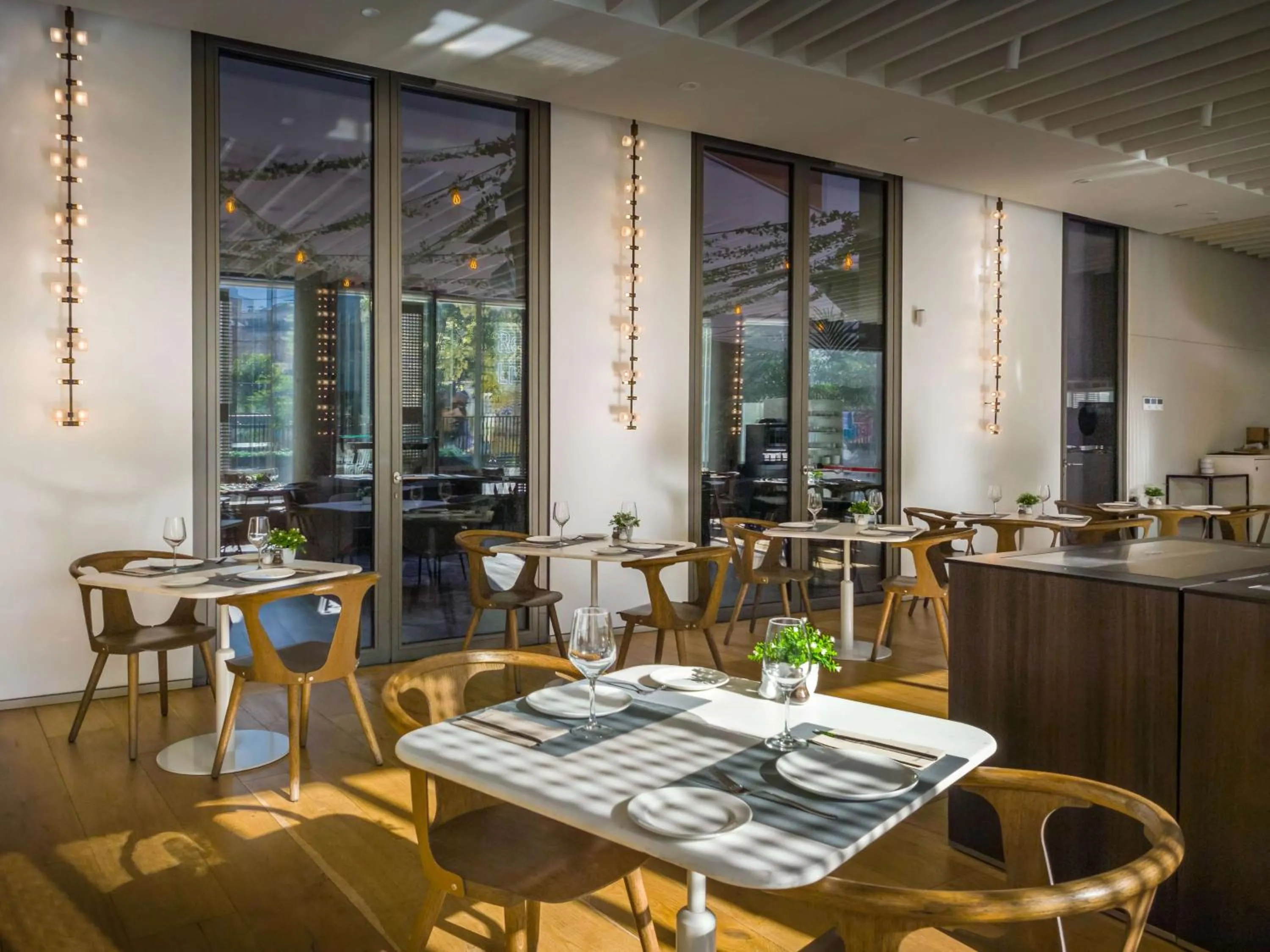 Breakfast in Occidental Barcelona 1929