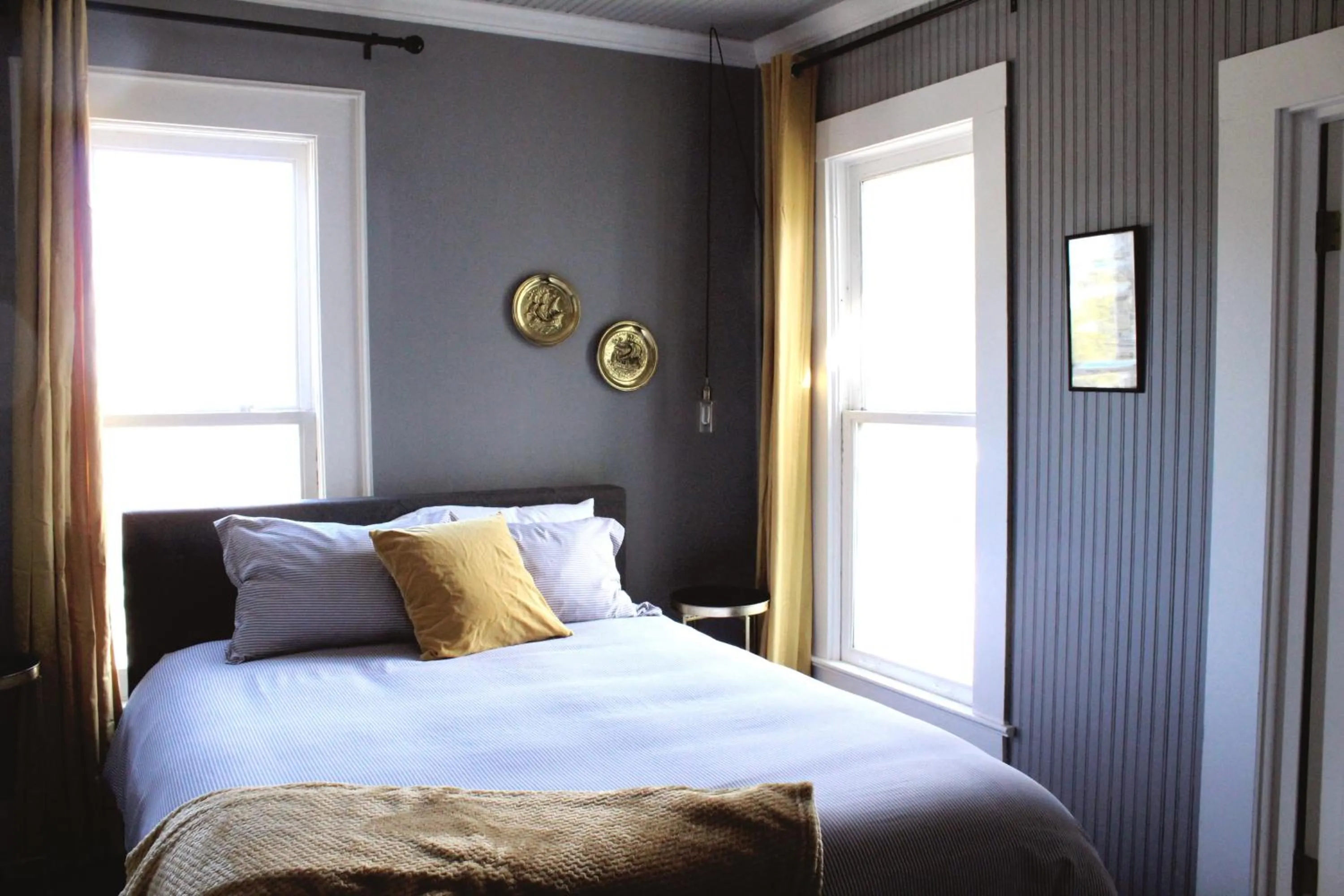 Bed in Shelburne Hotel