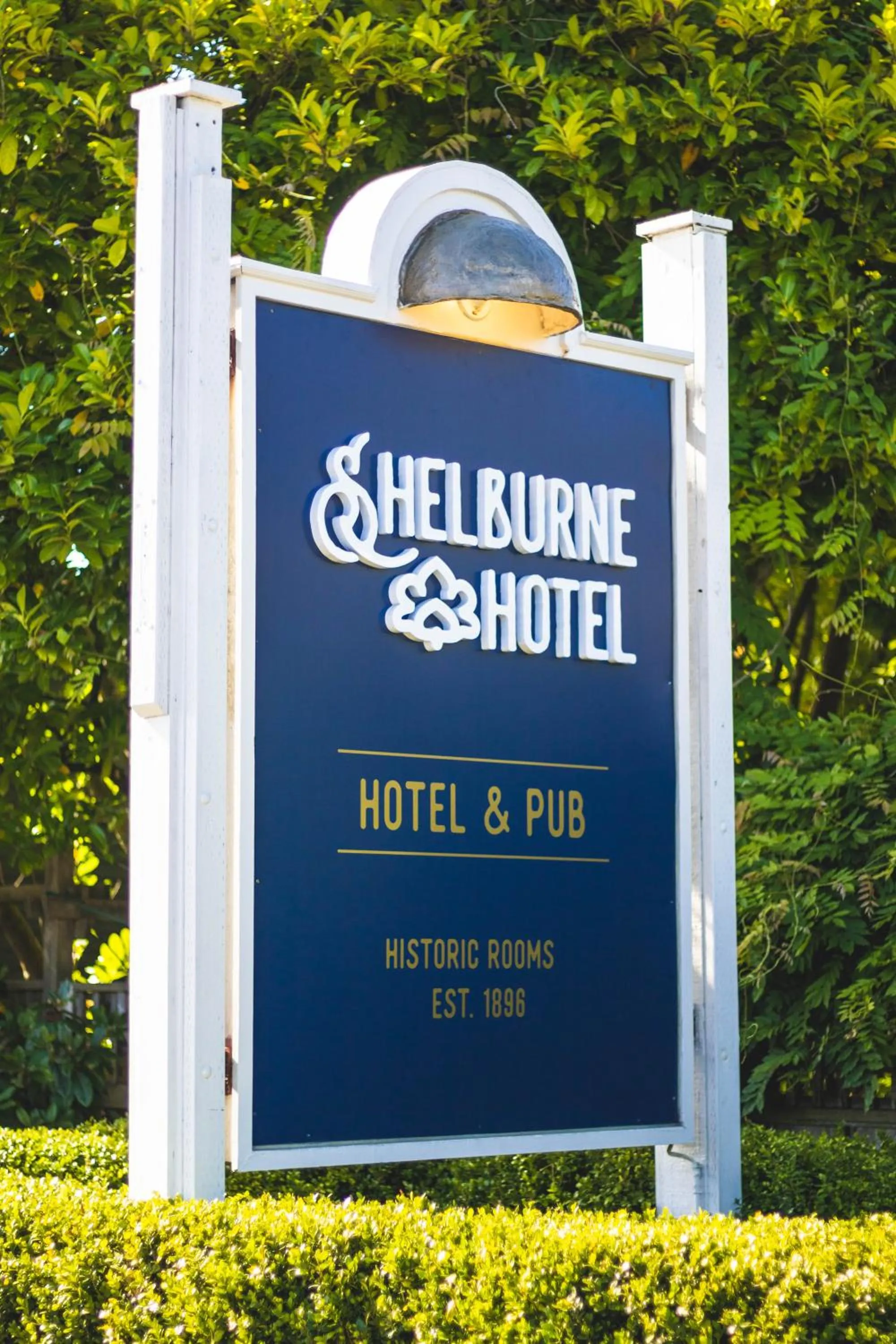 Logo/Certificate/Sign in Shelburne Hotel