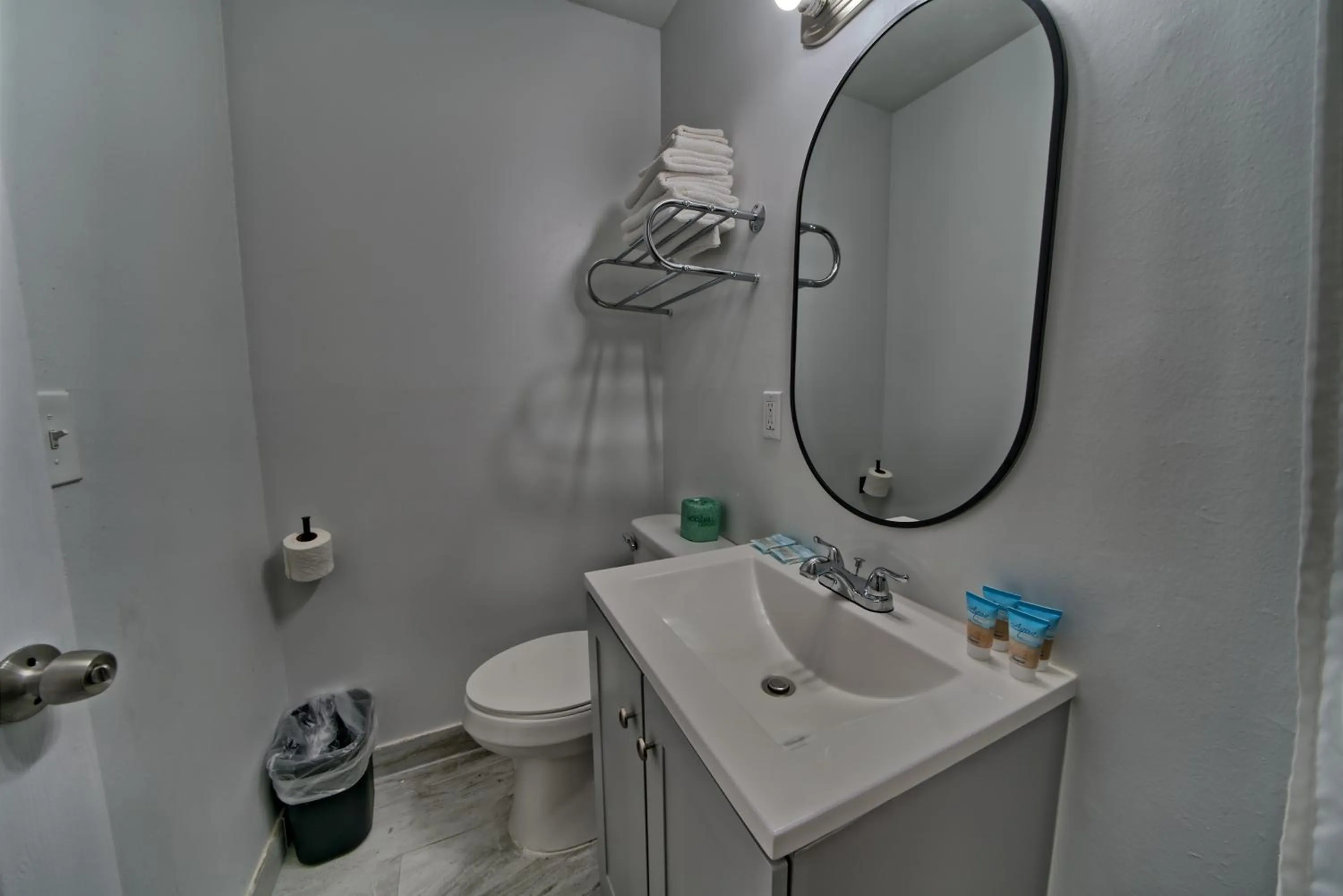 Toilet in Aqua View Motel