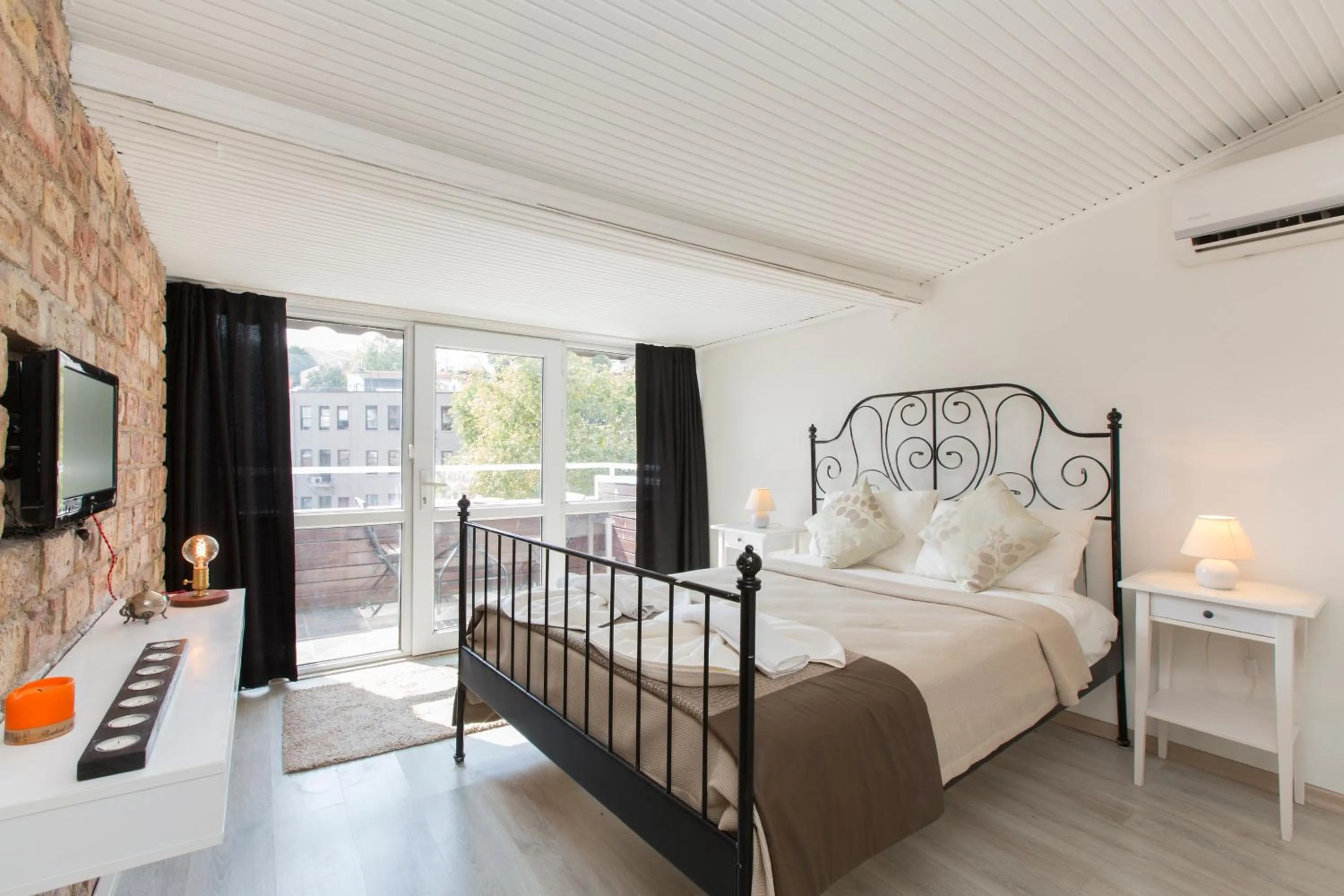 Bed in Antique Boutique