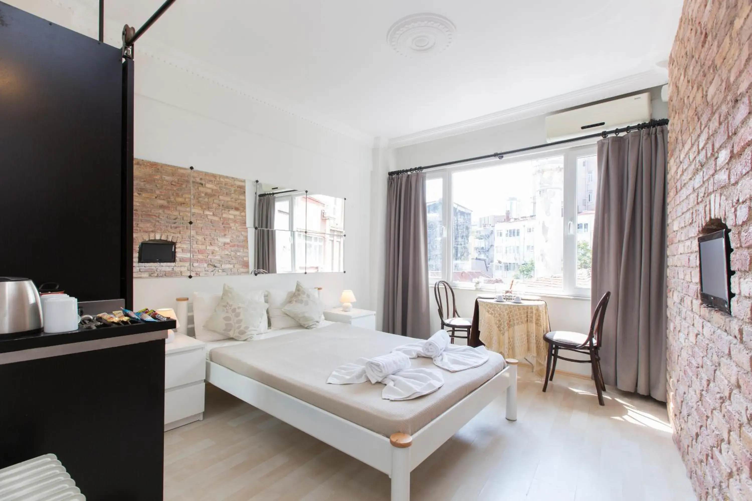 Deluxe Apartment in Antique Boutique Deluxe Apartment in Antique Boutique