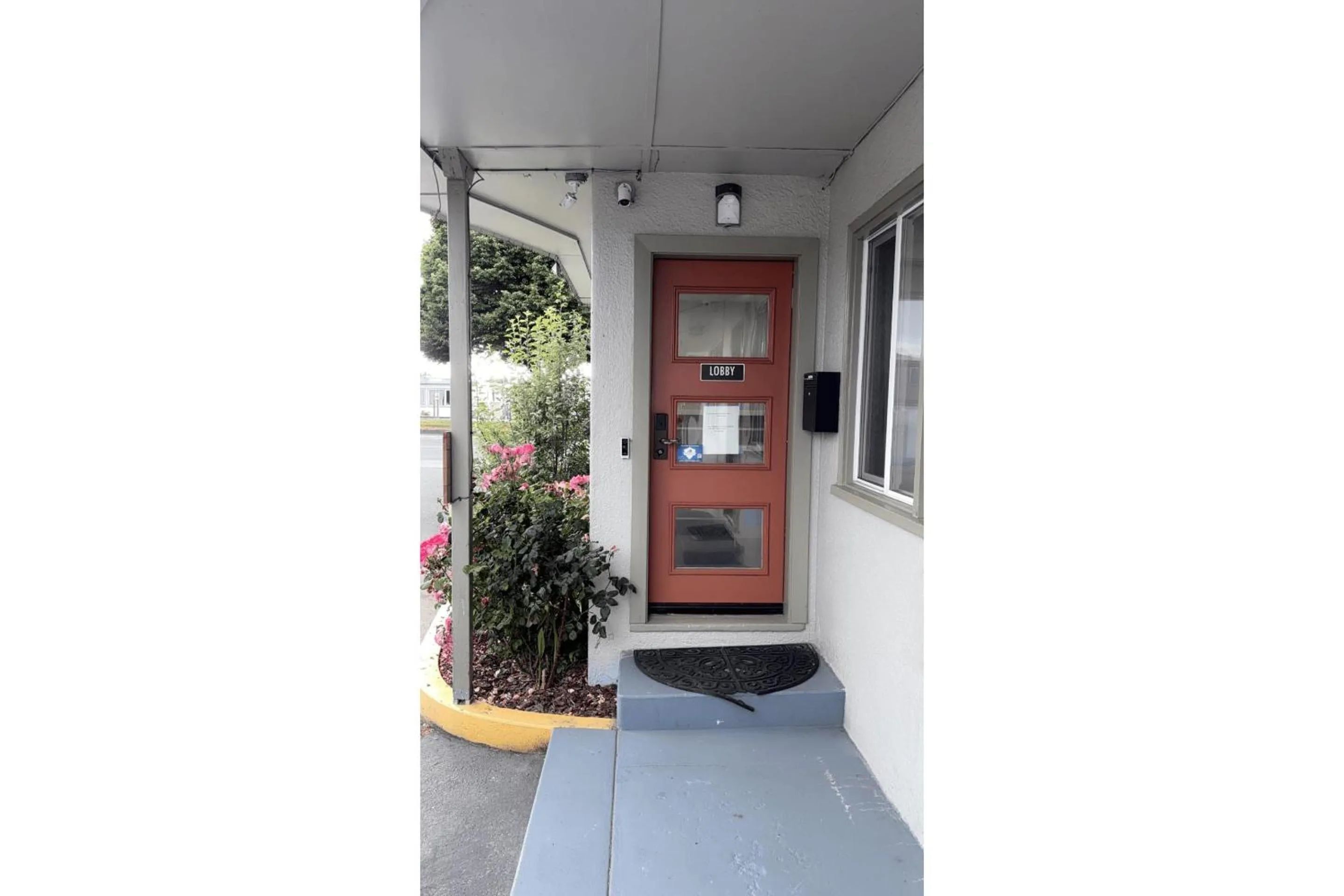 Lobby or reception in 6 Rivers Motel Fortuna near Hwy 101