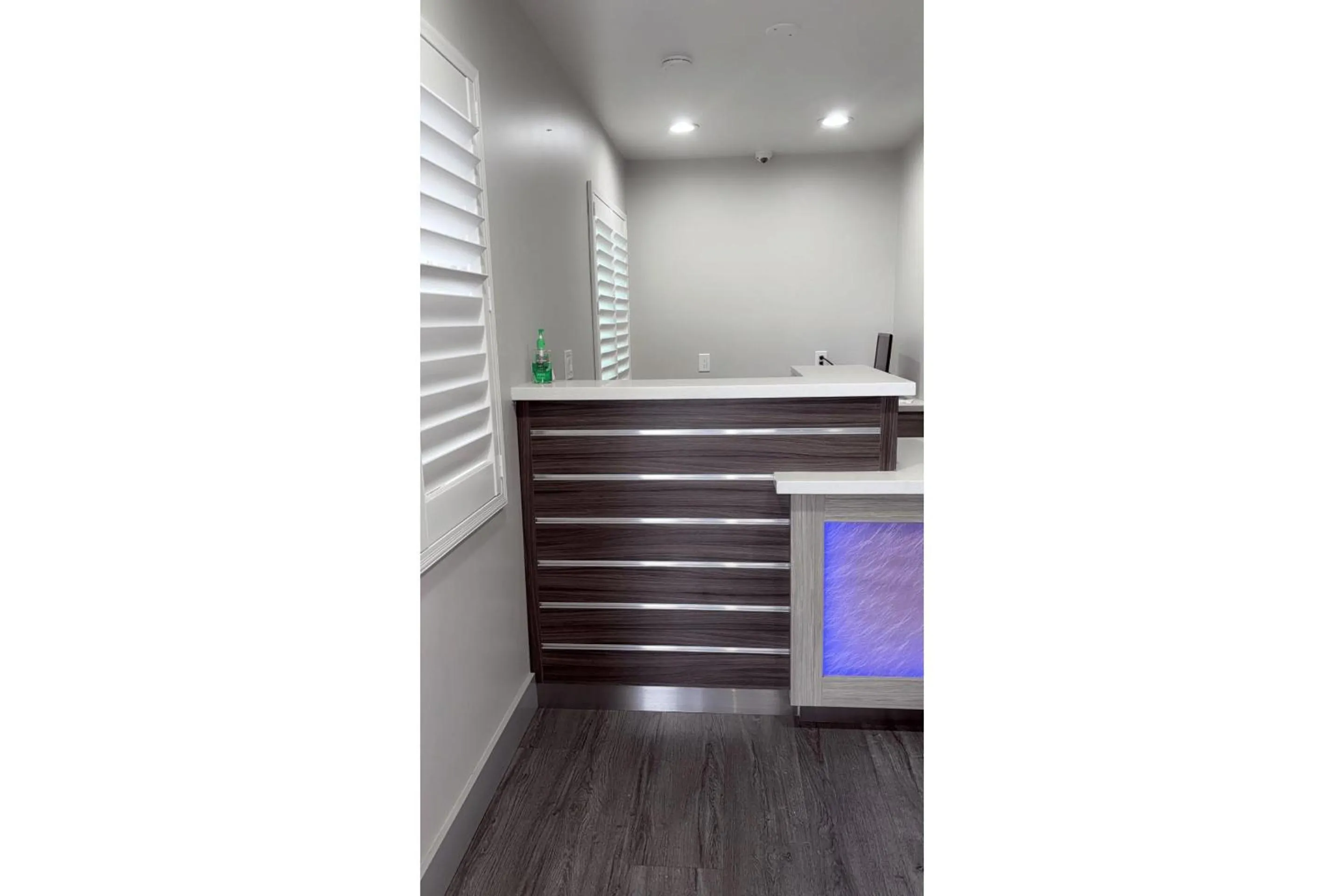 Lobby or reception in 6 Rivers Motel Fortuna near Hwy 101