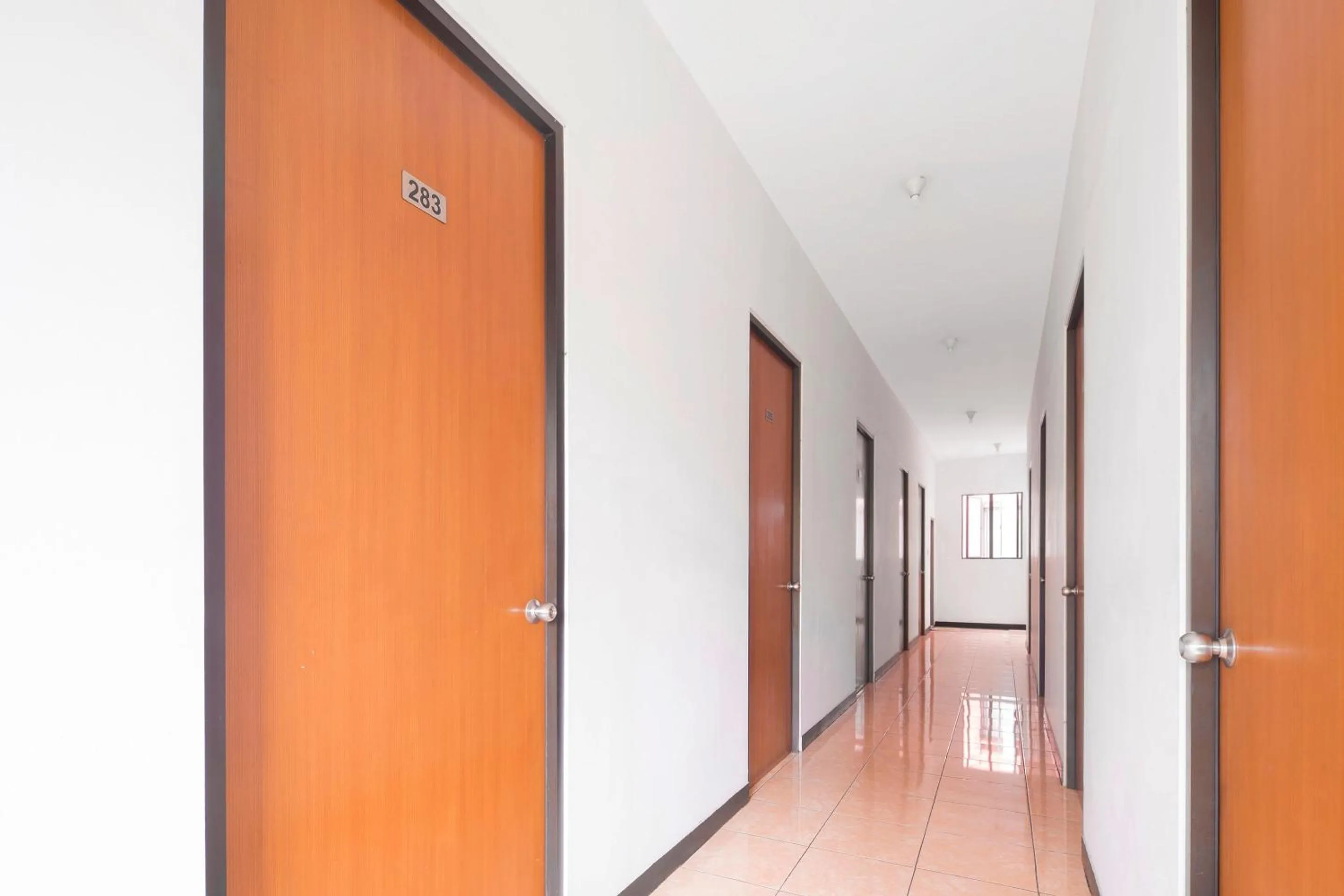 Lobby or reception in Hotel O Idola Residence