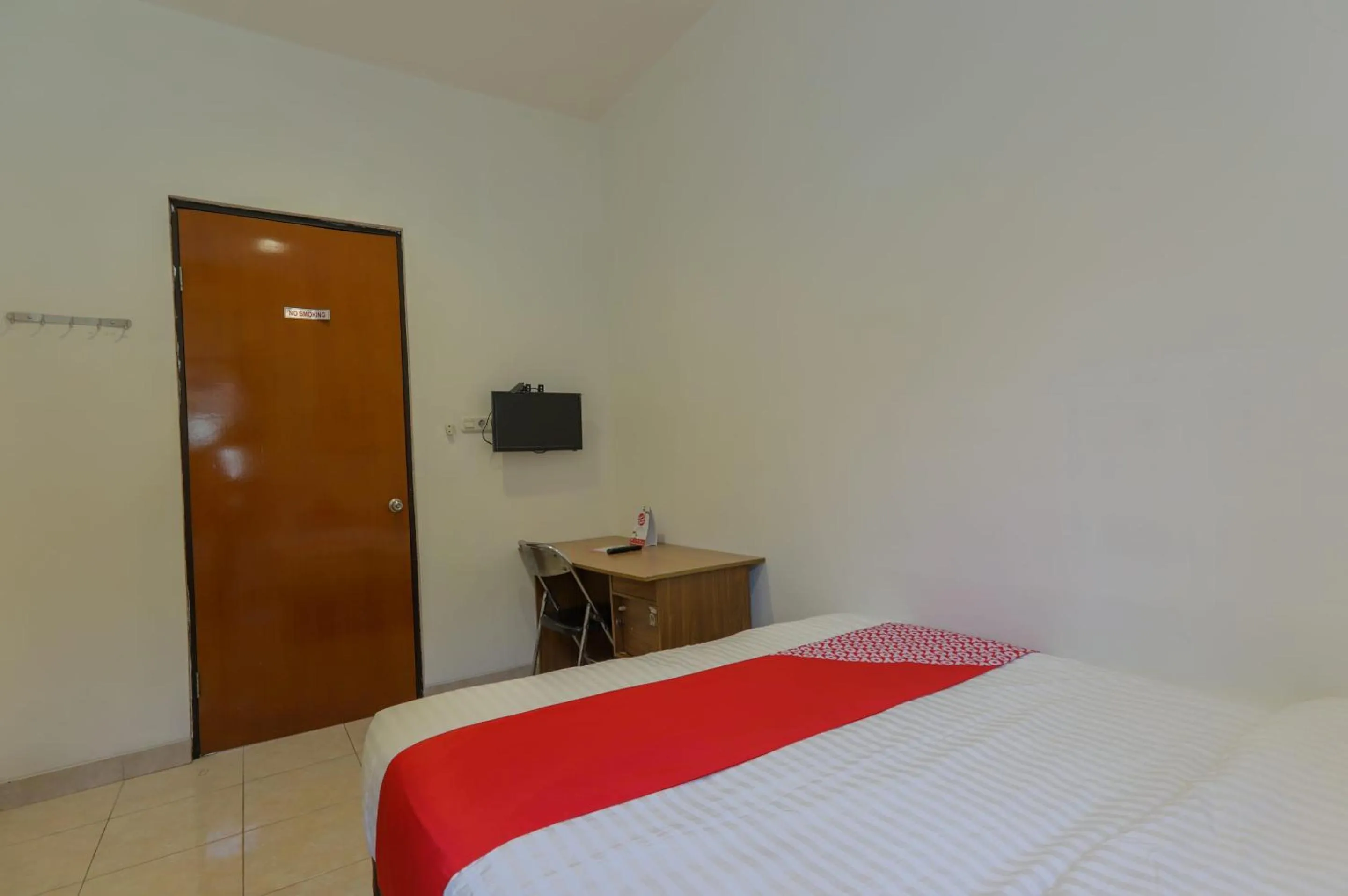 Bedroom, Bed in Hotel O Idola Residence