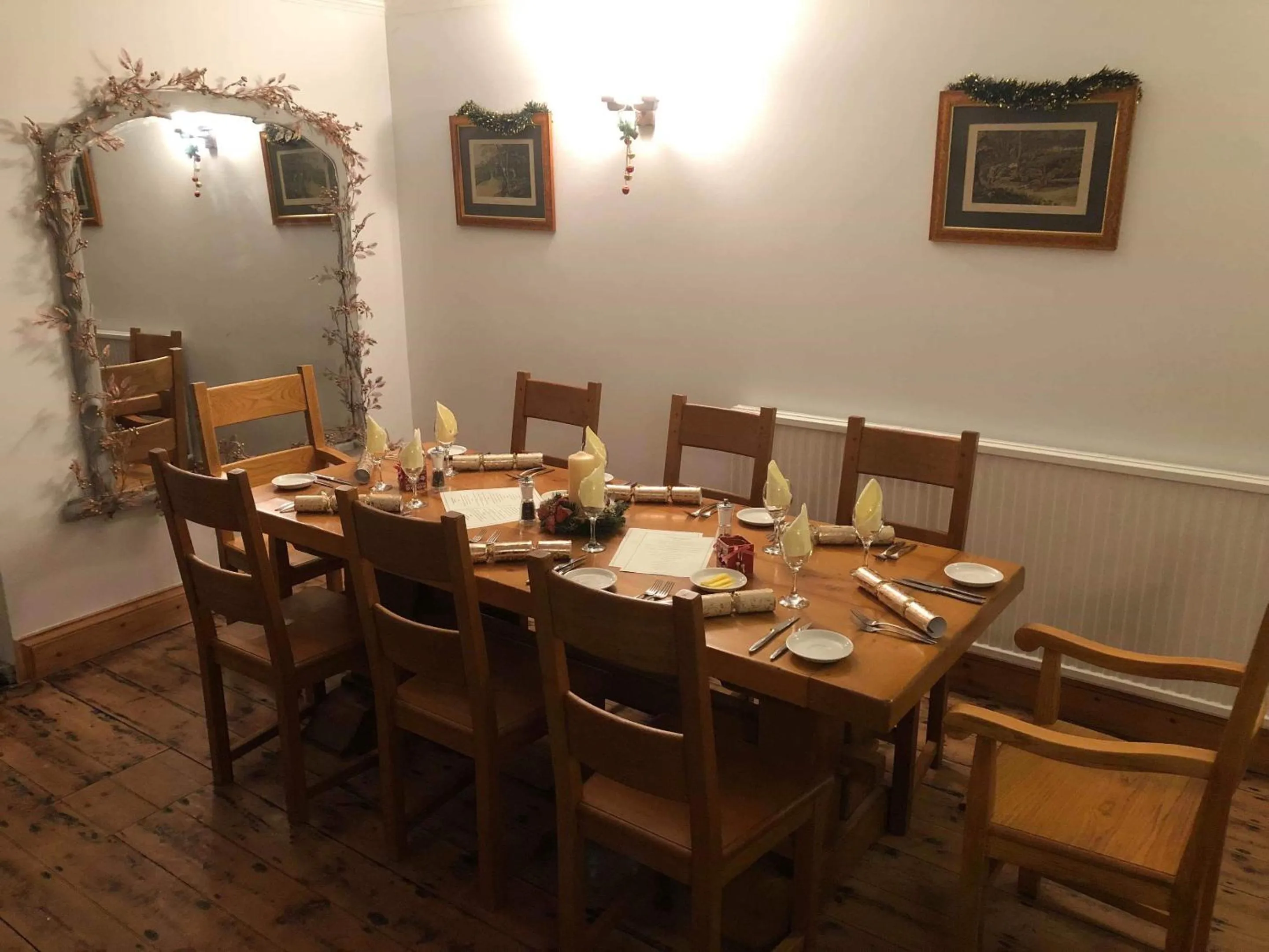 Dining area in Blue Lion Inn