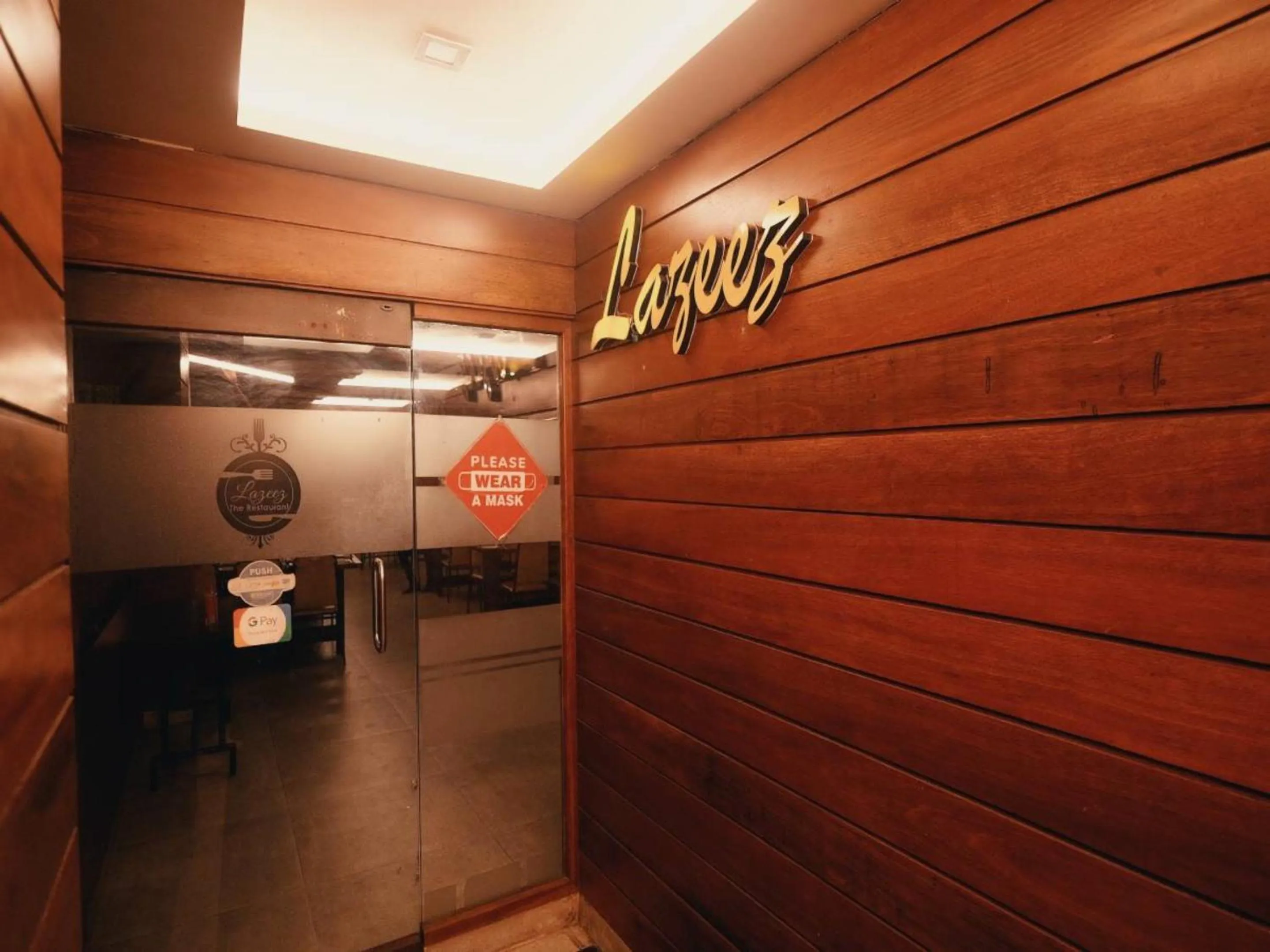 Restaurant/places to eat in Aparupa Ambience