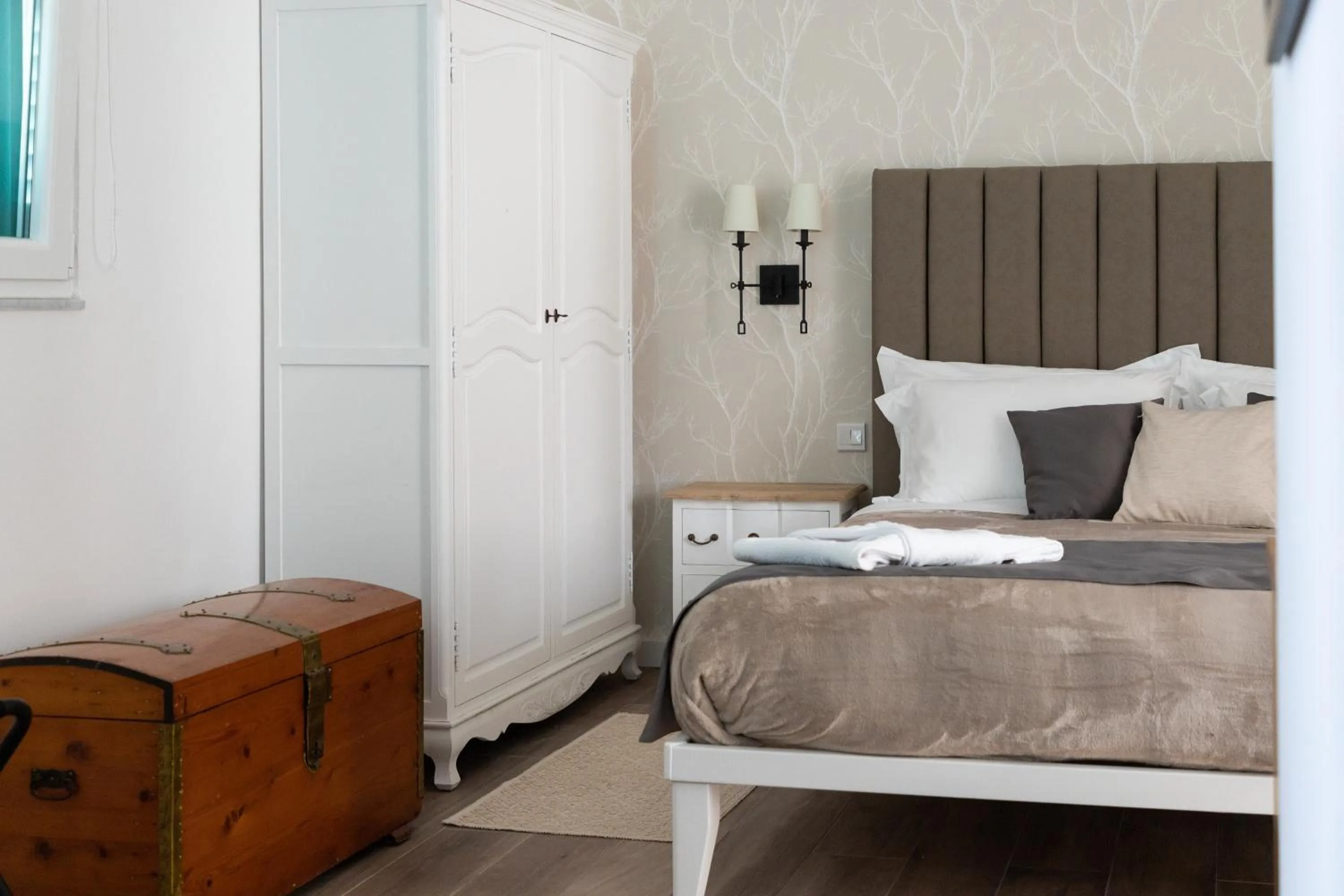 Photo of the whole room, Bed in MYN in Rabat