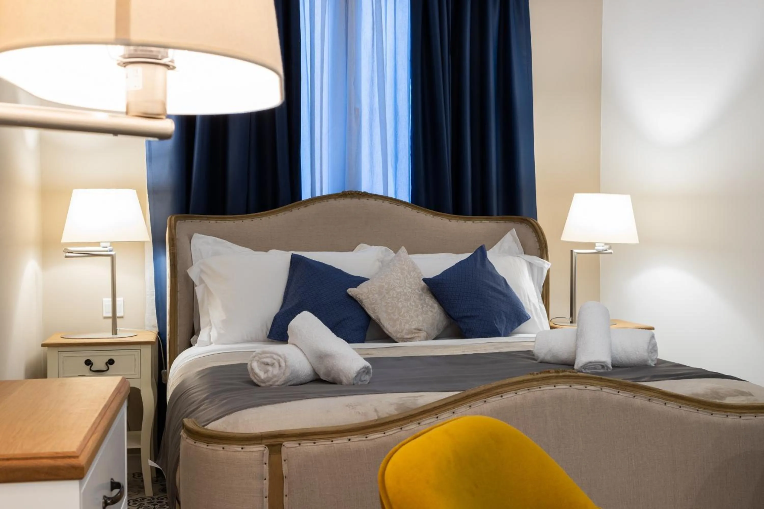 Bedroom, Bed in MYN in Rabat