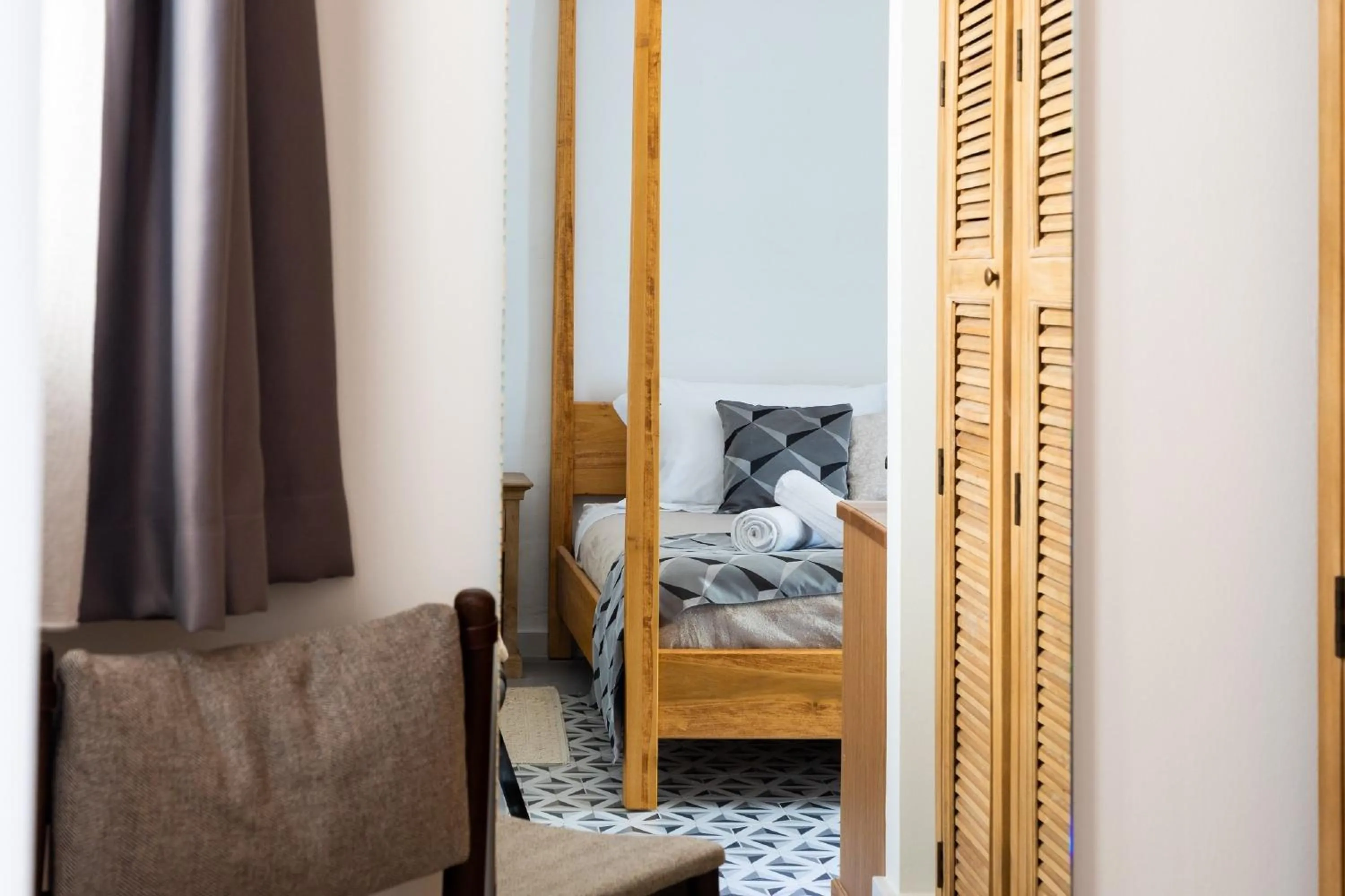 Photo of the whole room, Bed in MYN in Rabat