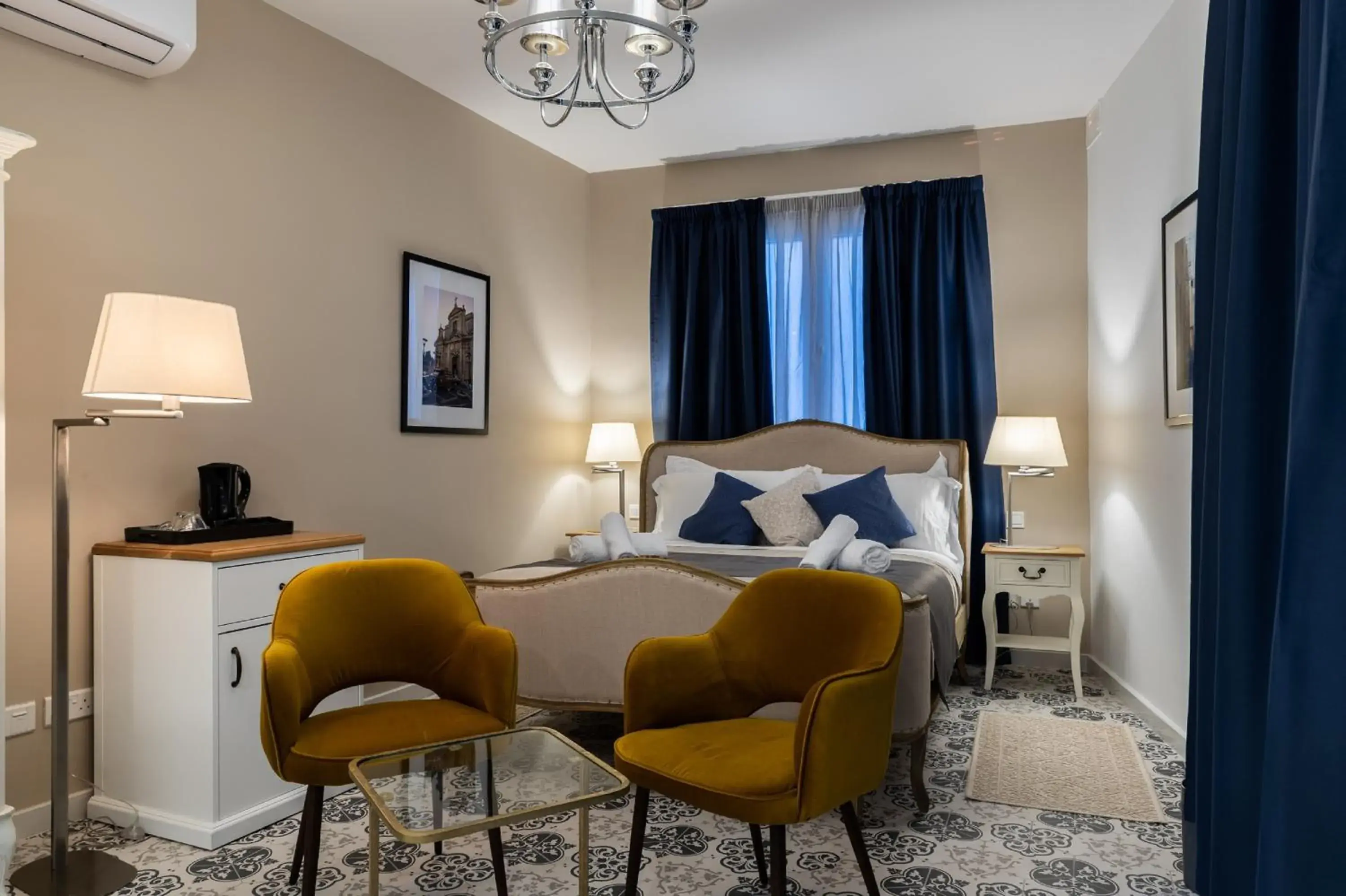 Superior Double Room in MYN in Rabat Superior Double Room in MYN in Rabat