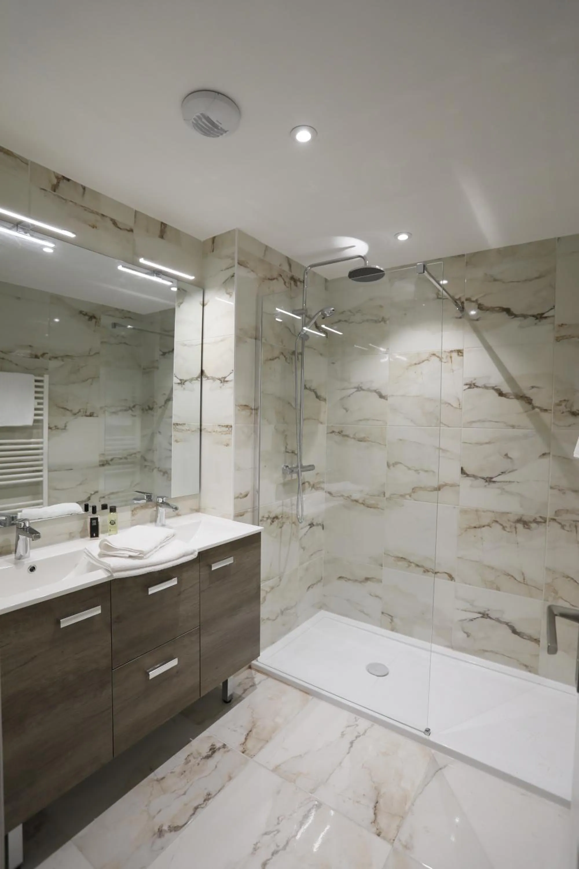 Bathroom in RESIDENCE LE SPLENDID