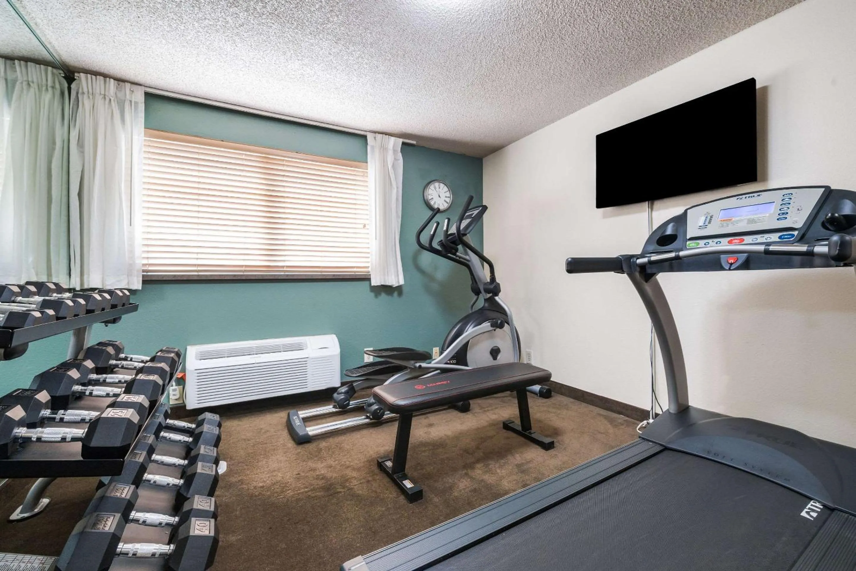 Fitness centre/facilities in Quality Inn & Suites Silverdale Bangor-Keyport