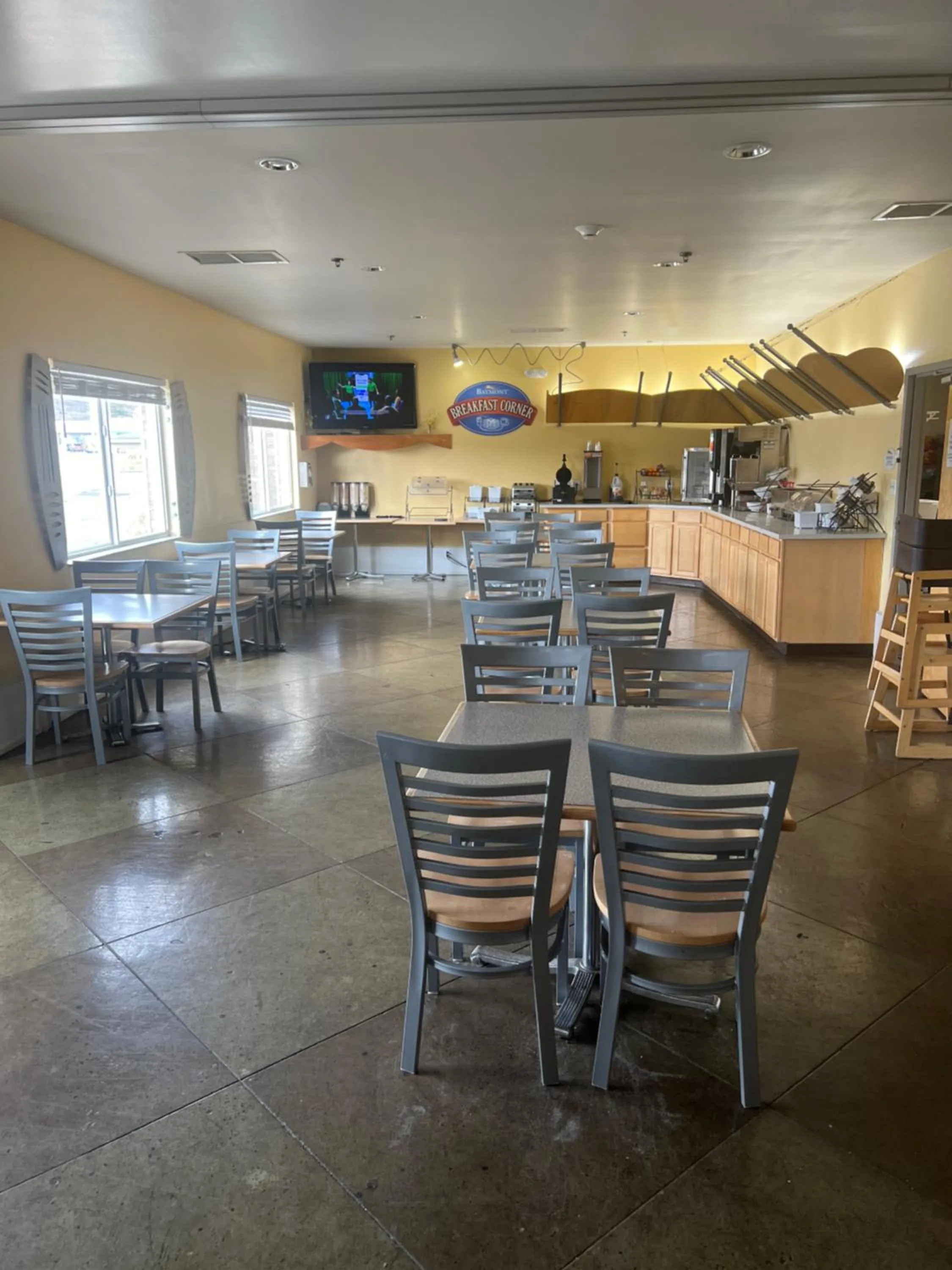 Breakfast in Baymont by Wyndham Lawrenceburg