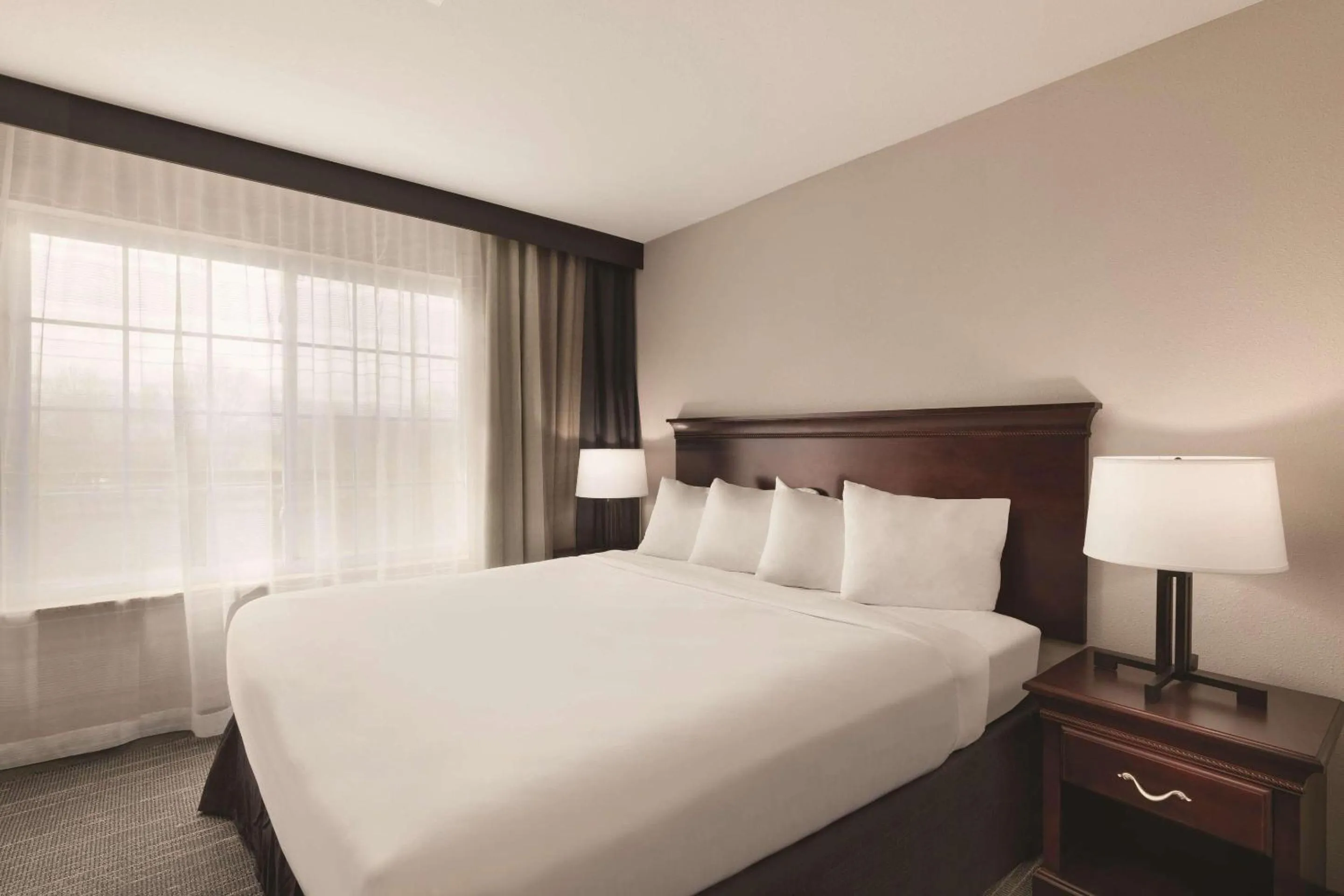 Bed in Country Inn & Suites by Radisson, Madison, AL