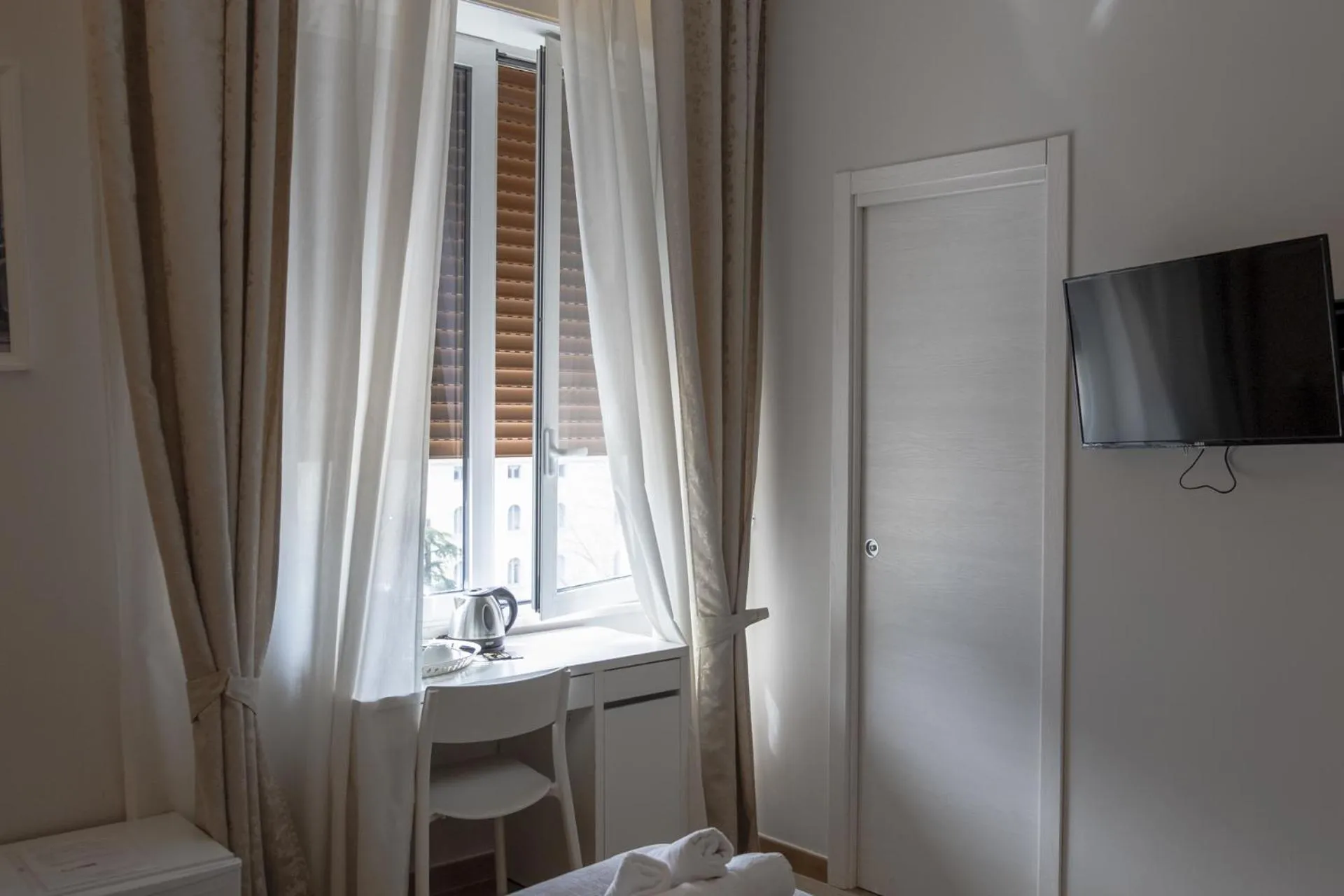 TV and multimedia in Domus Monasteire