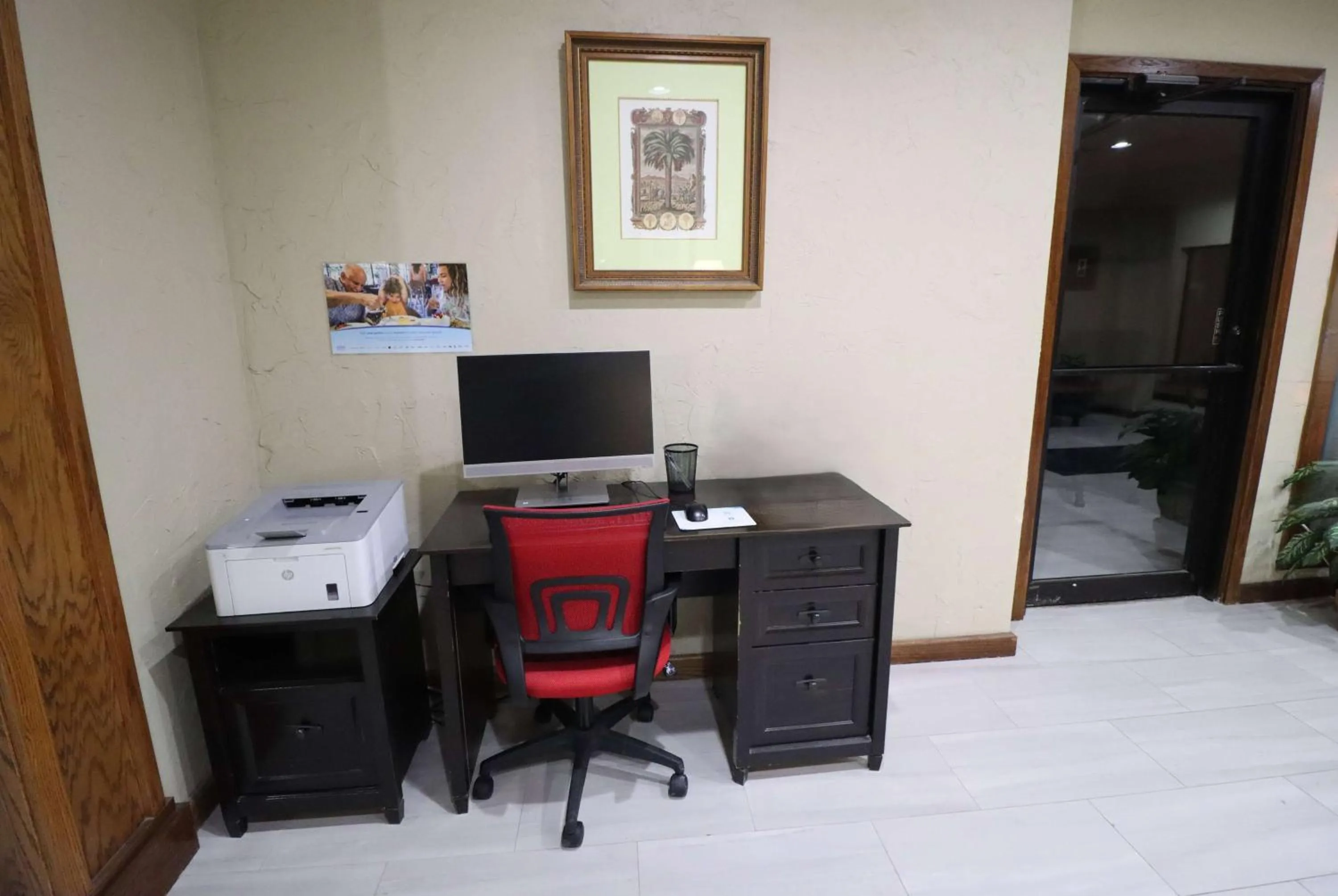 Business facilities in Super 8 by Wyndham Perryville