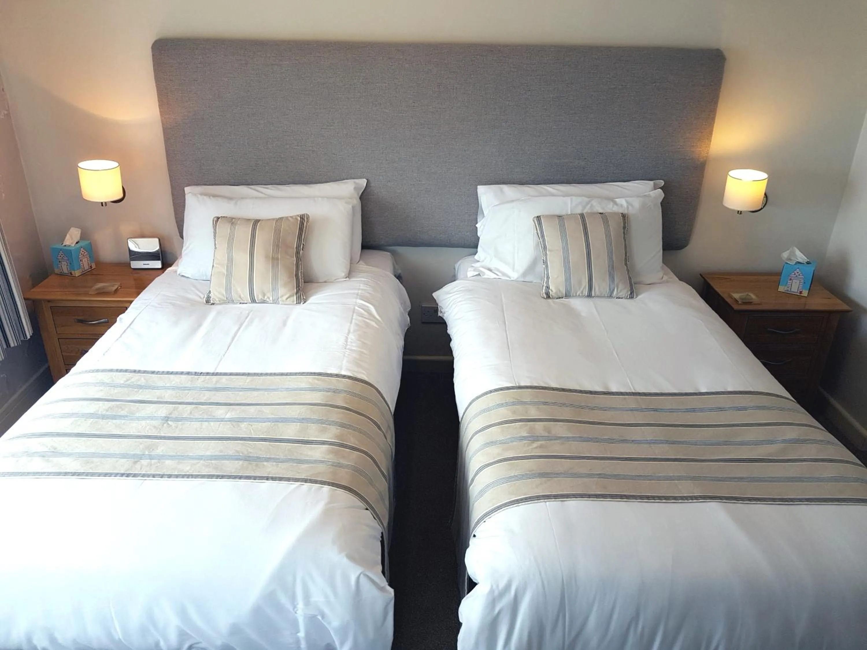 Bedroom, Bed in Ferry House Inn