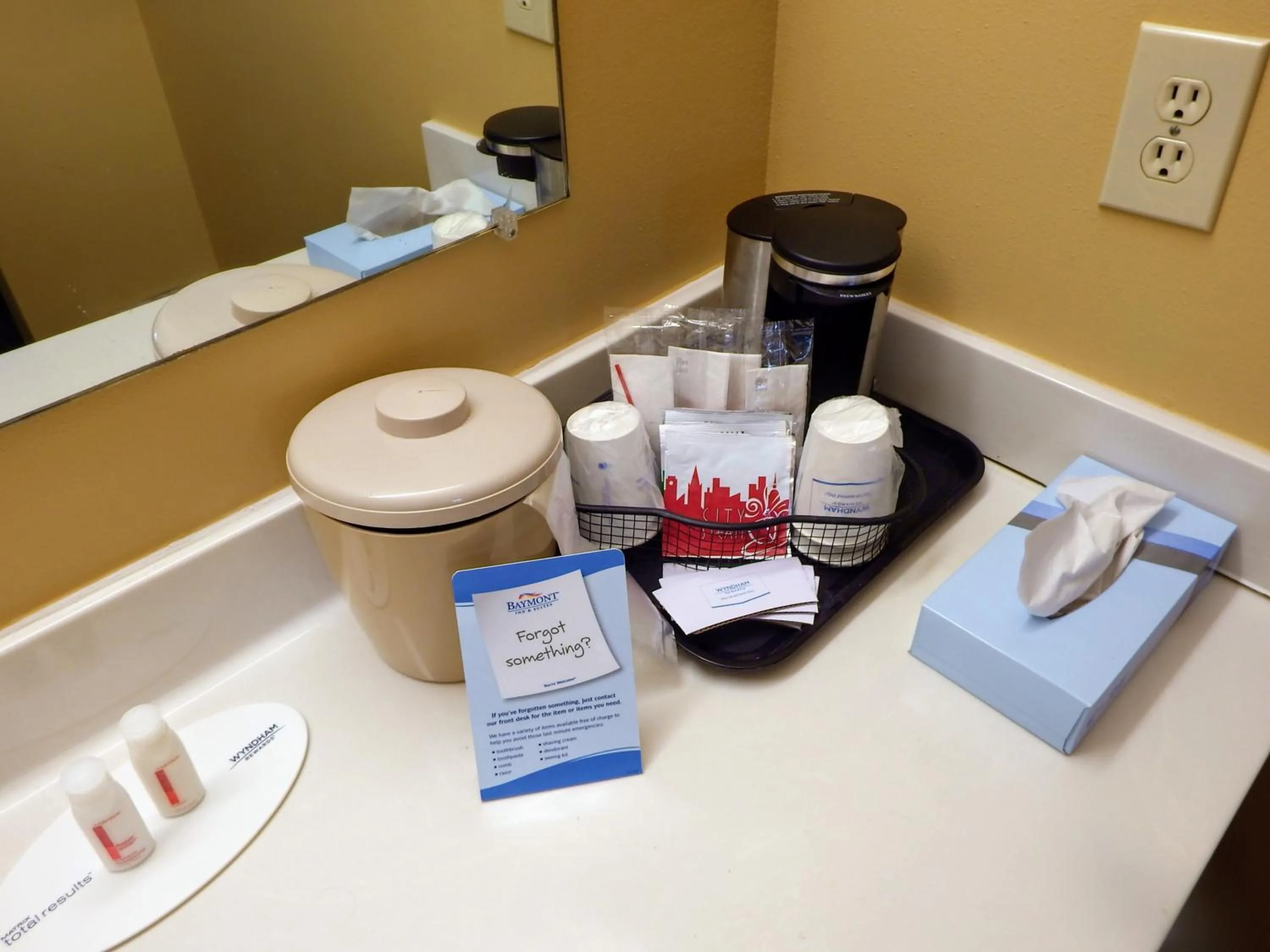 Decorative detail in Baymont by Wyndham Florence/Muscle Shoals