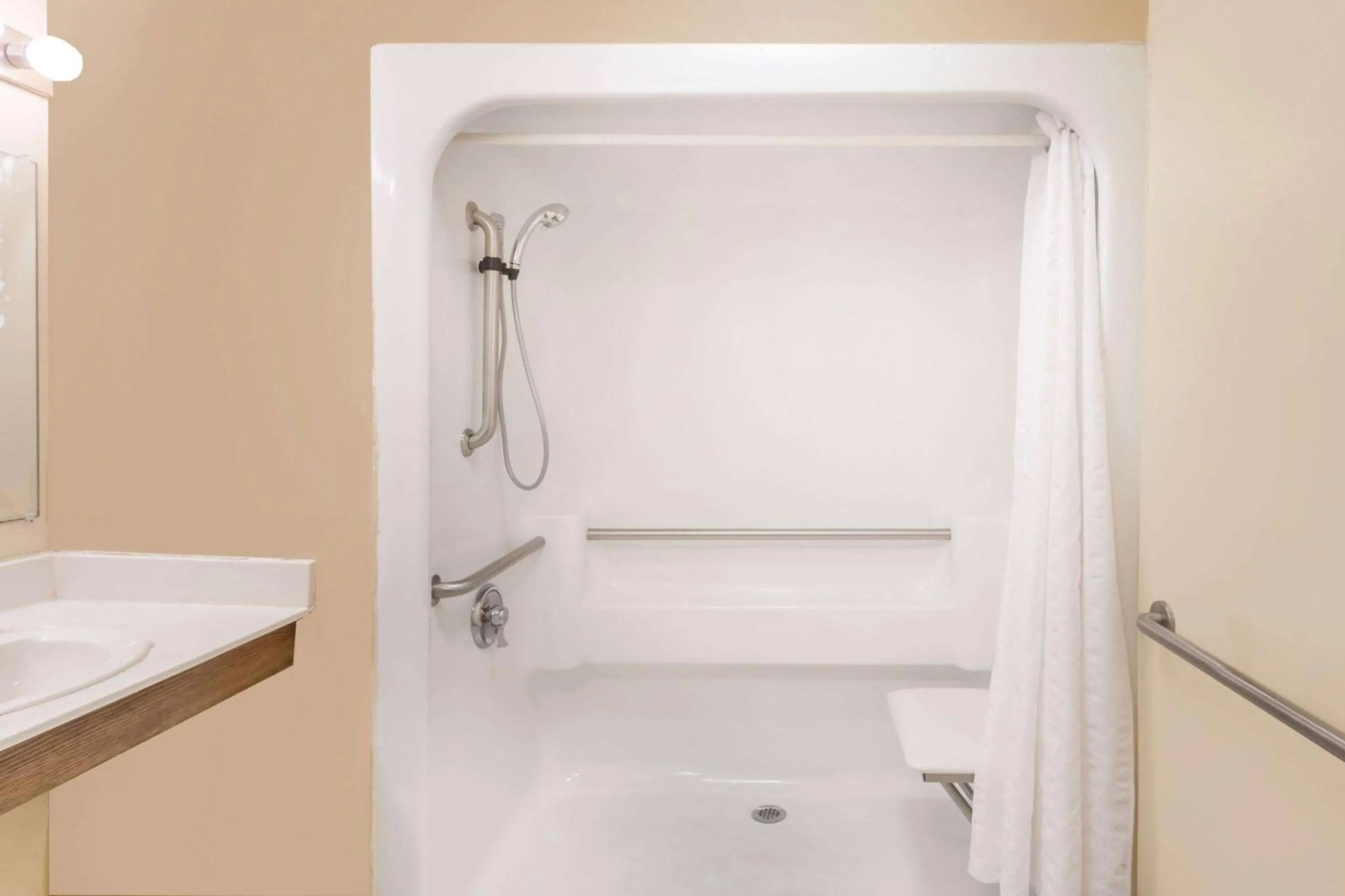 Shower in Baymont by Wyndham Florence/Muscle Shoals