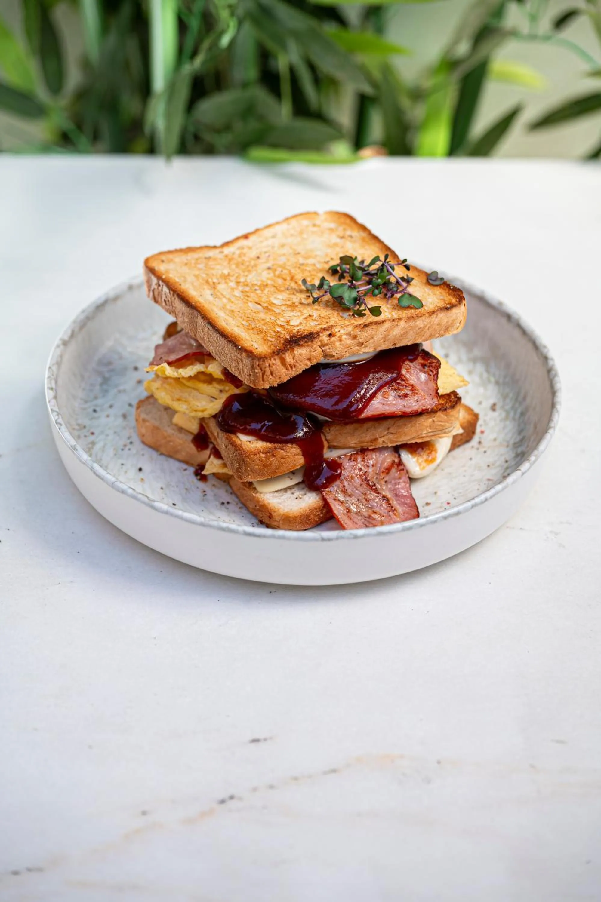 Restaurant/places to eat in Arco Naxos Luxury Apartments