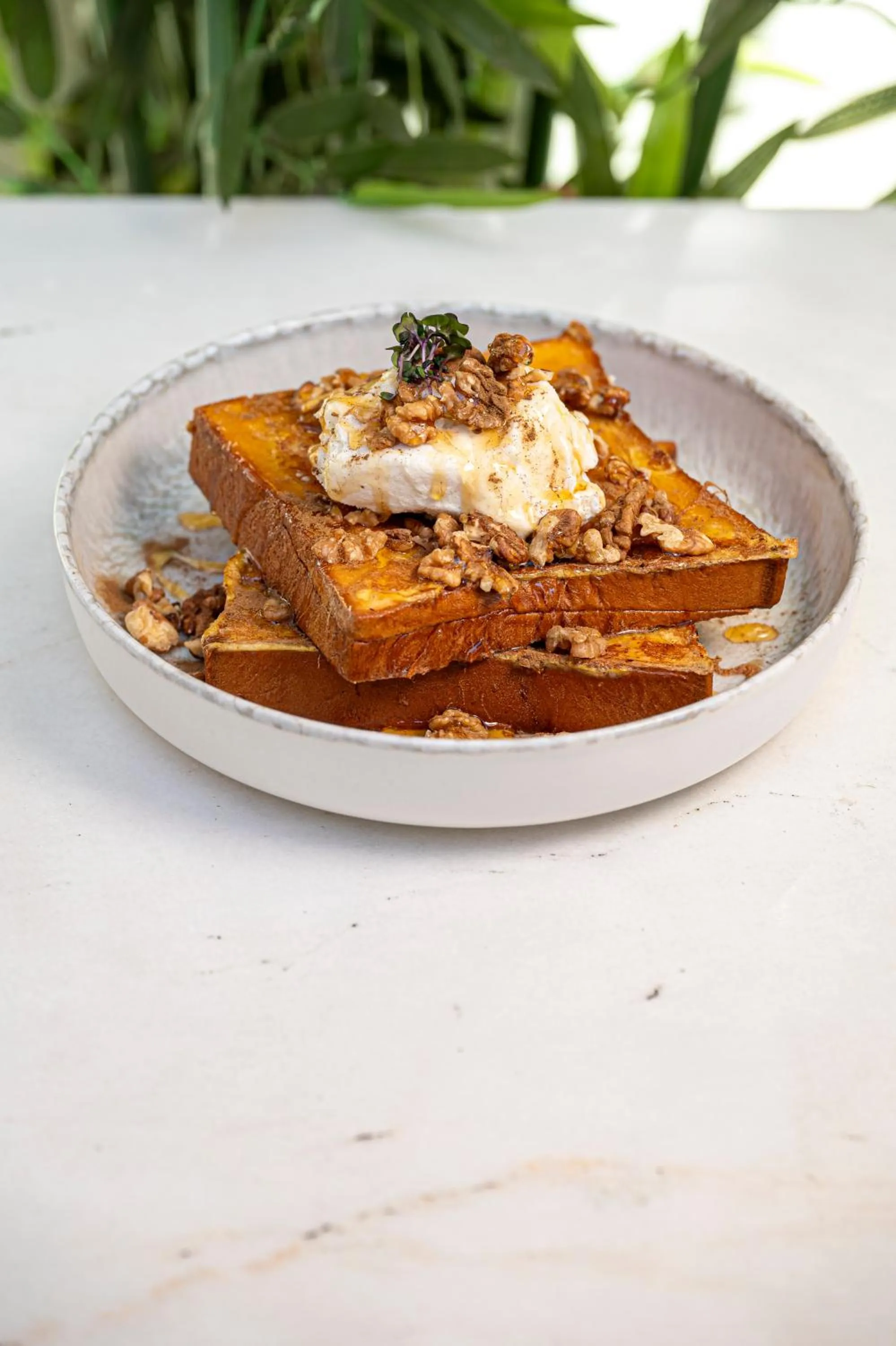 Restaurant/places to eat in Arco Naxos Luxury Apartments