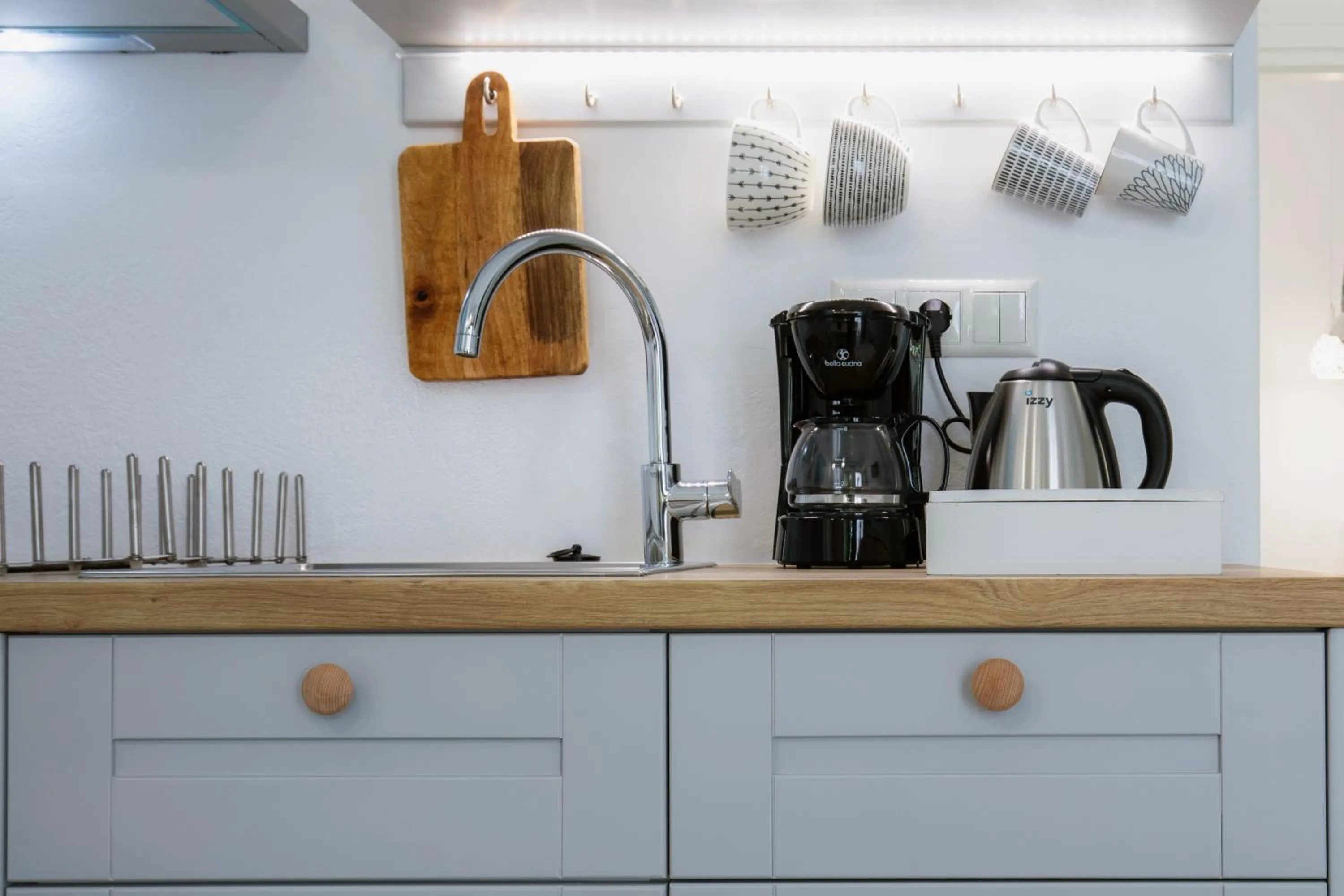 Coffee/tea facilities in Arco Naxos Luxury Apartments