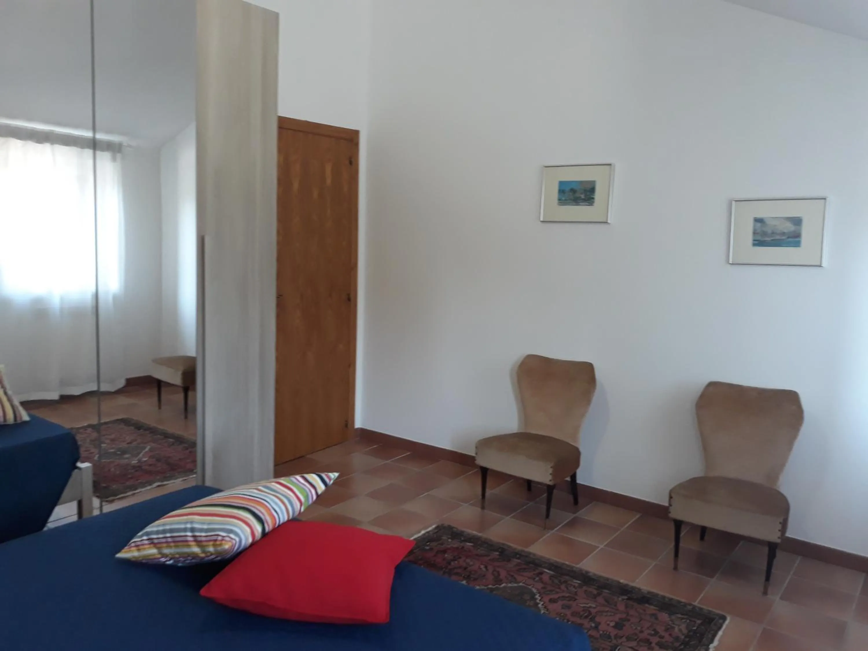 Photo of the whole room in La Collina sul Mare