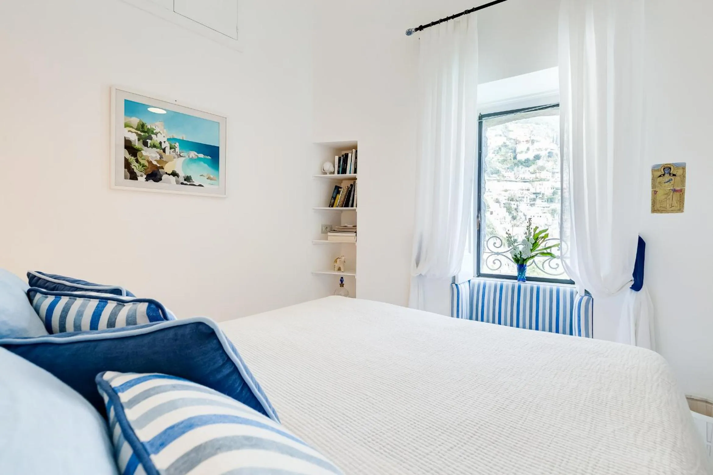 Photo of the whole room, Bed in Torre Silja