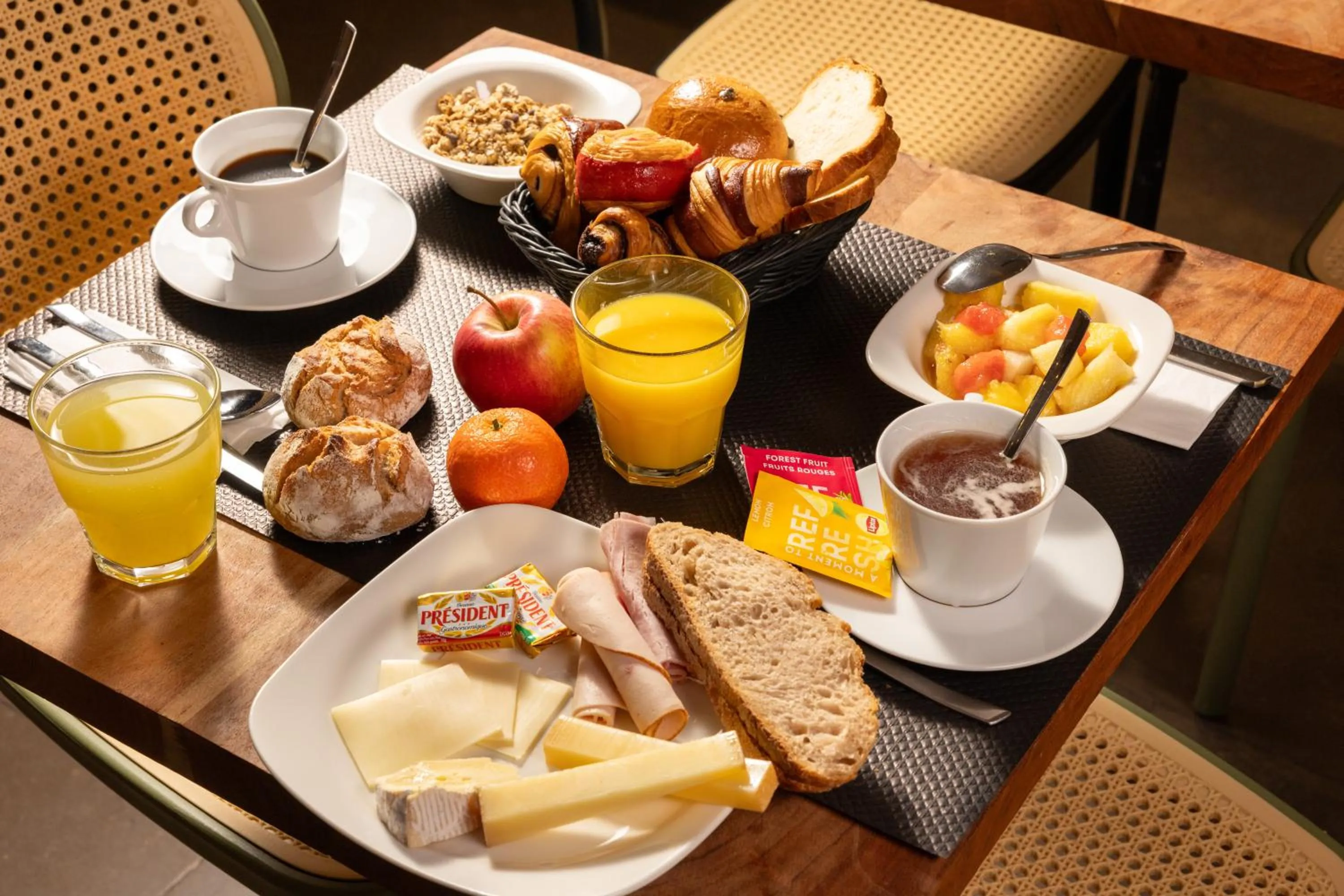 Breakfast in Hôtel WYLD Saint Germain