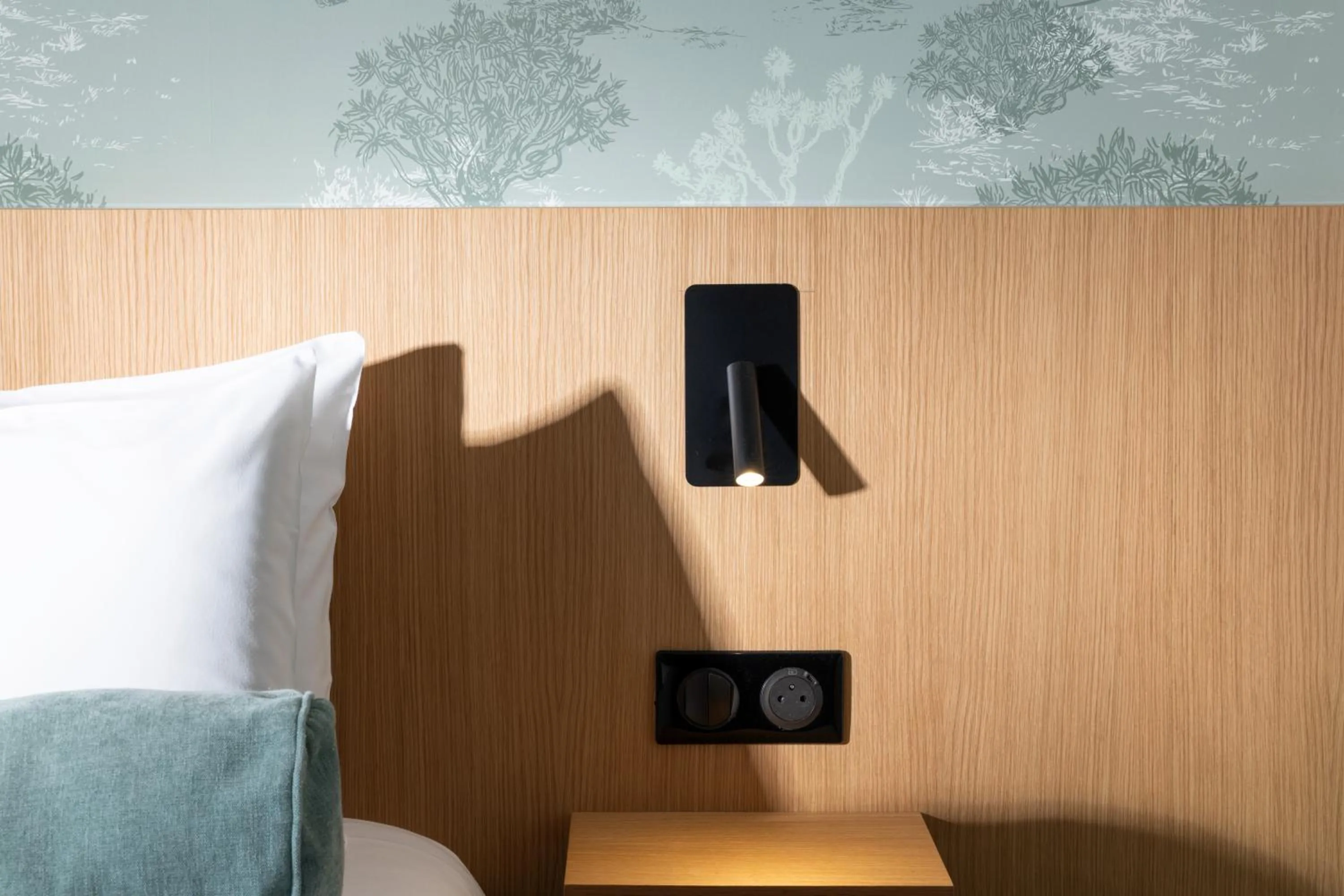 Bedroom, Bed in Hôtel WYLD Saint Germain