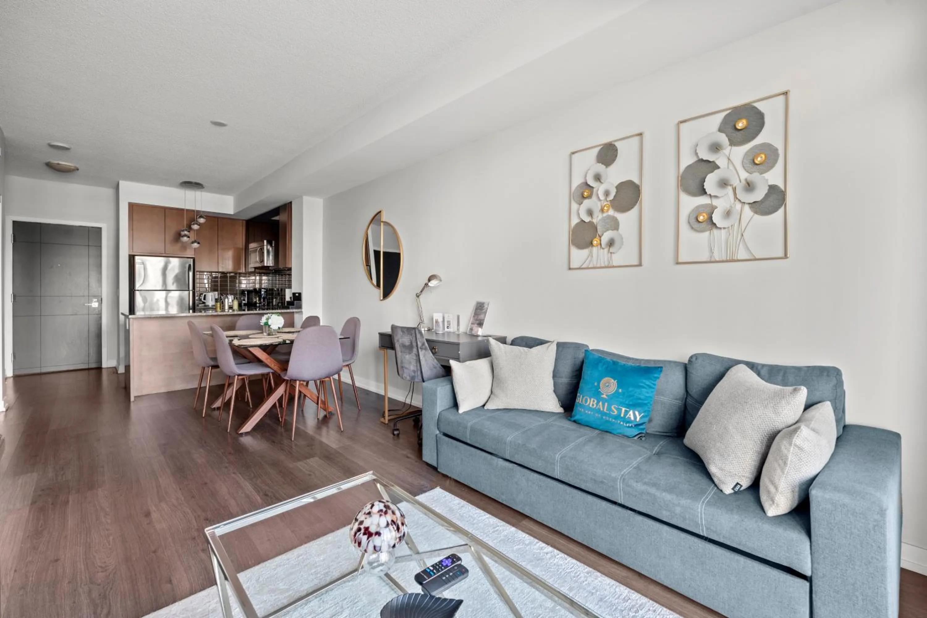 Living room in Modern Lillian St Apartments by GLOBALSTAY