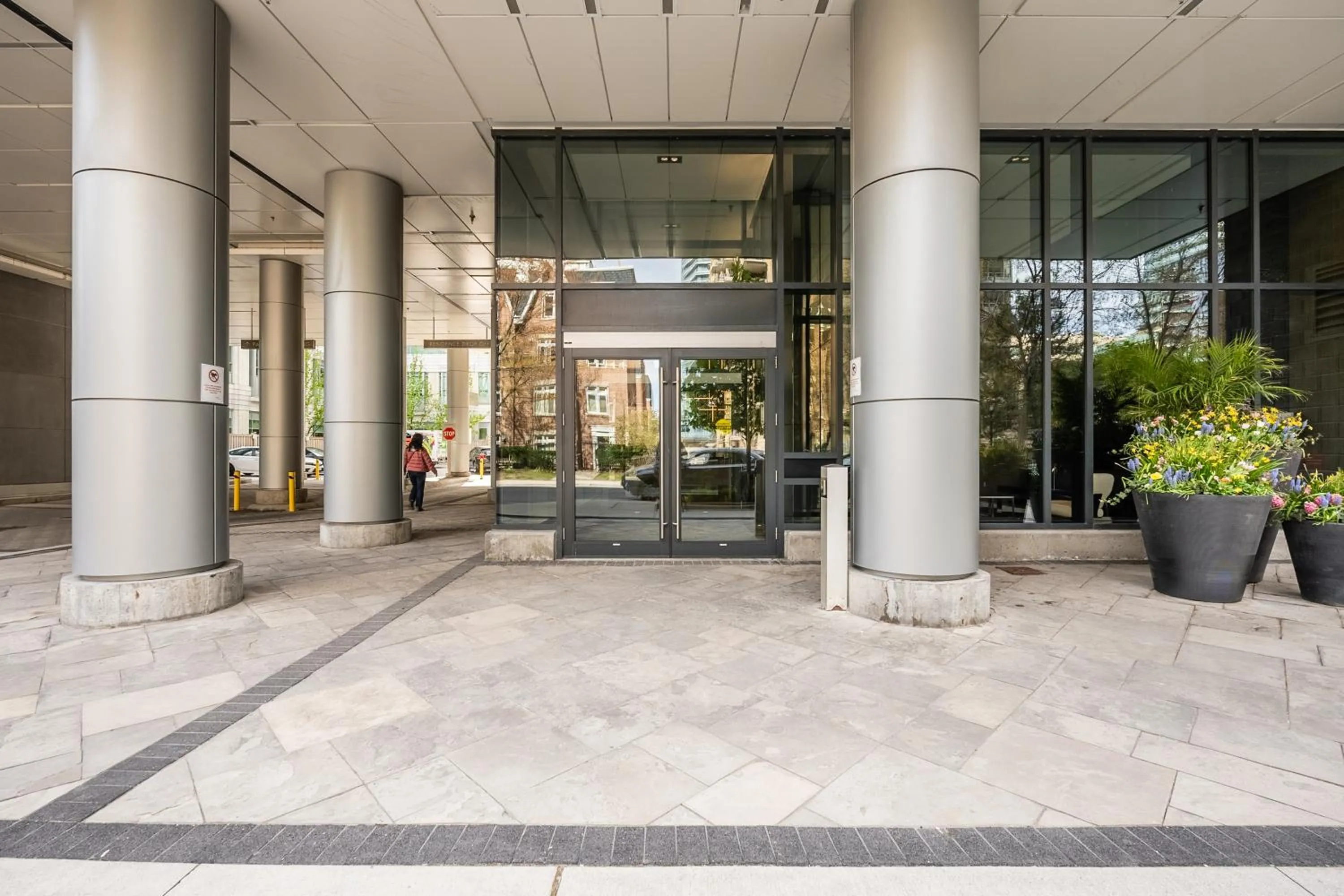 Property building in Modern Lillian St Apartments by GLOBALSTAY