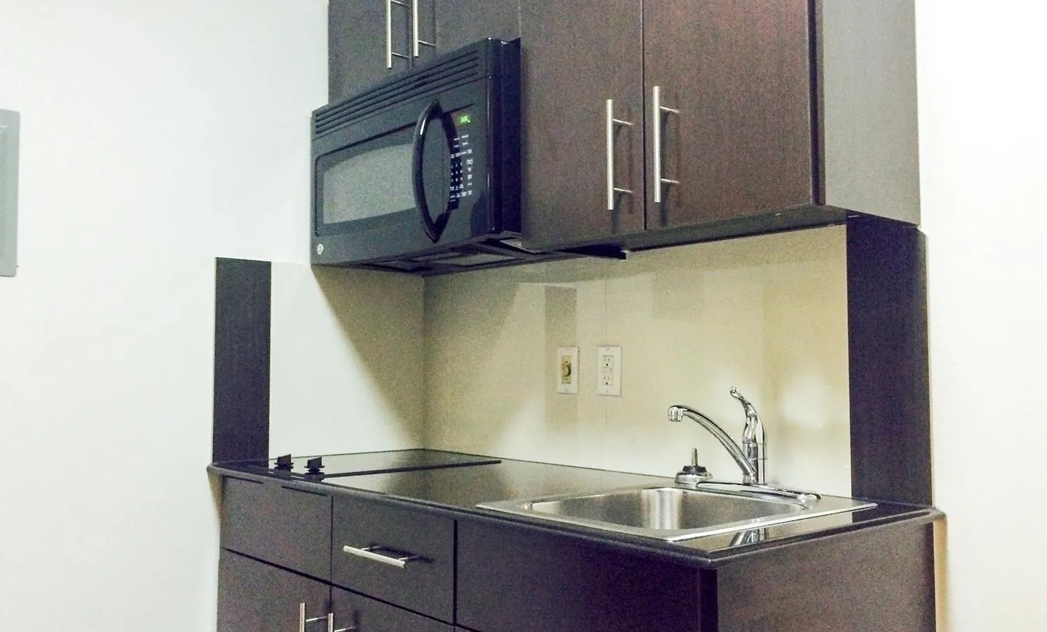 Kitchen or kitchenette in Studio 6-Orange, TX