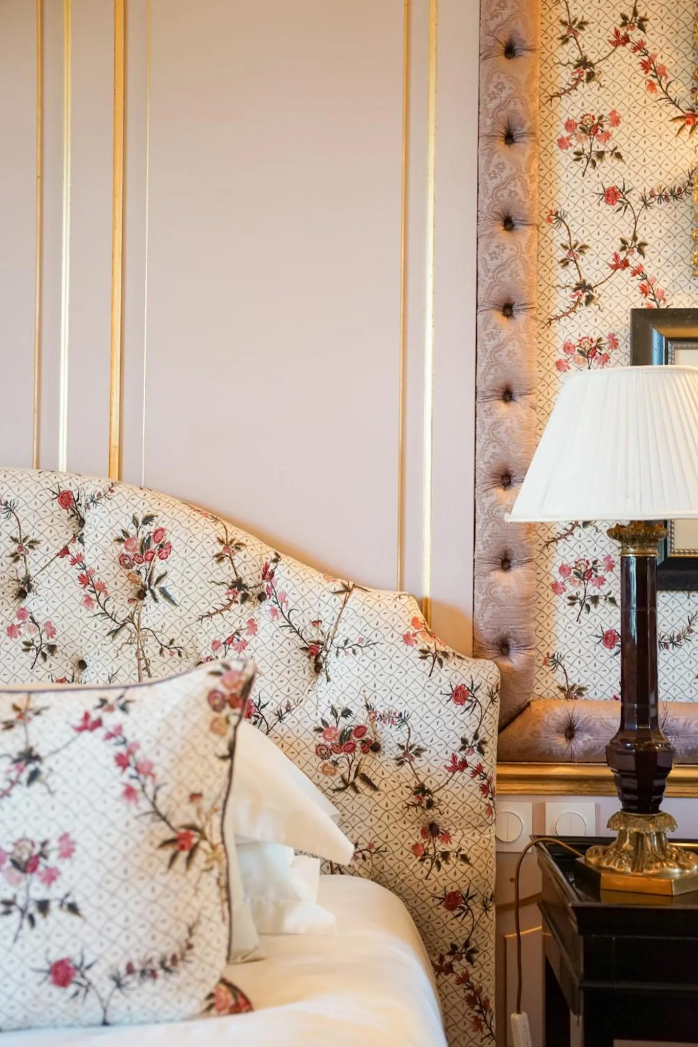 Bed in Villa Gallici Hôtel & Spa