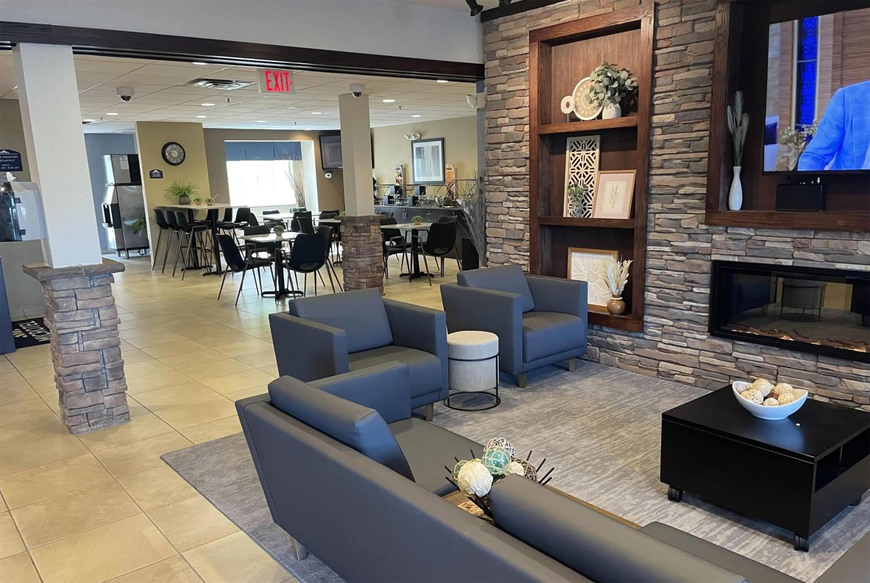 Lobby or reception in Microtel Inn & Suites by Wyndham Waynesburg